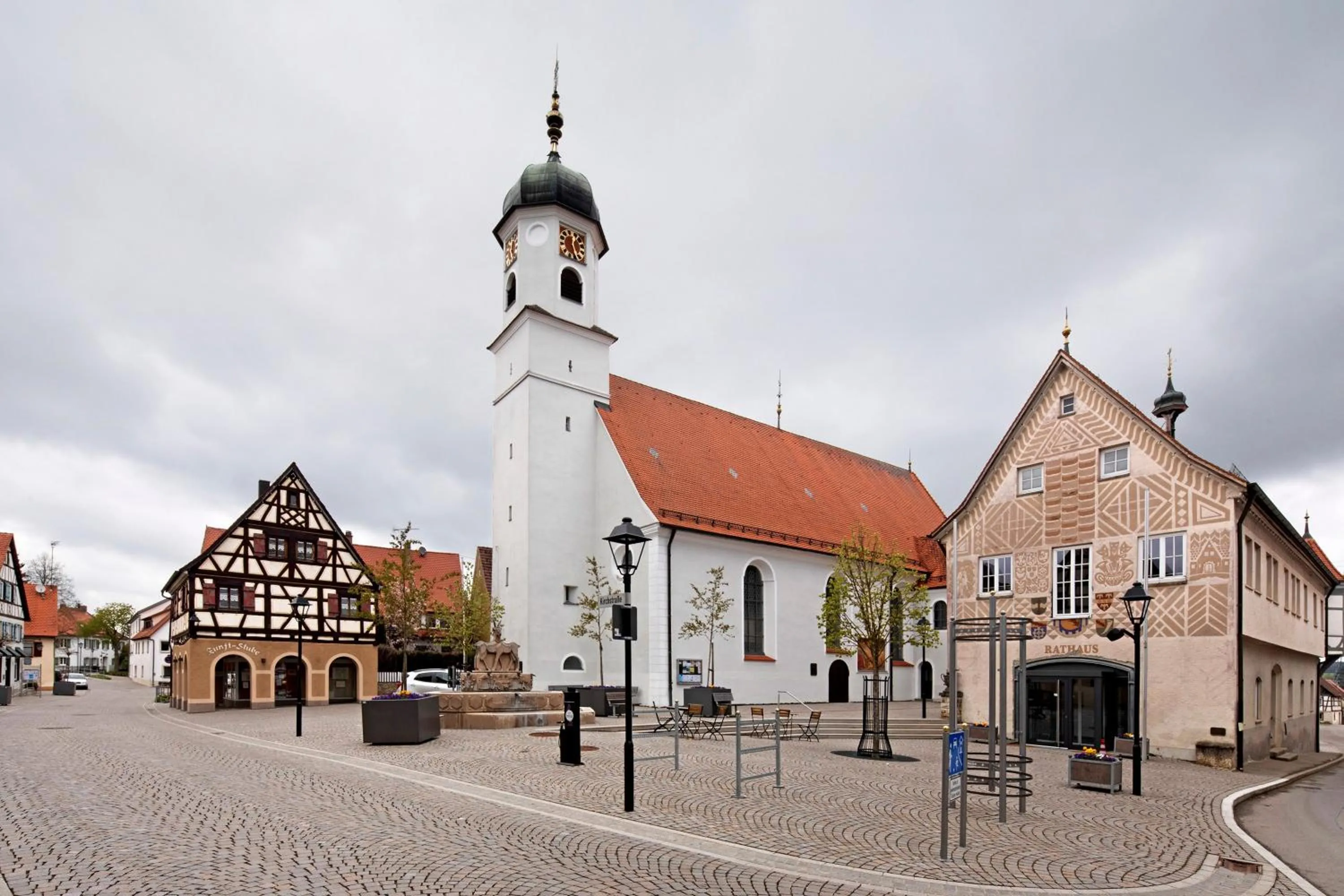 Property building in Haus Bross