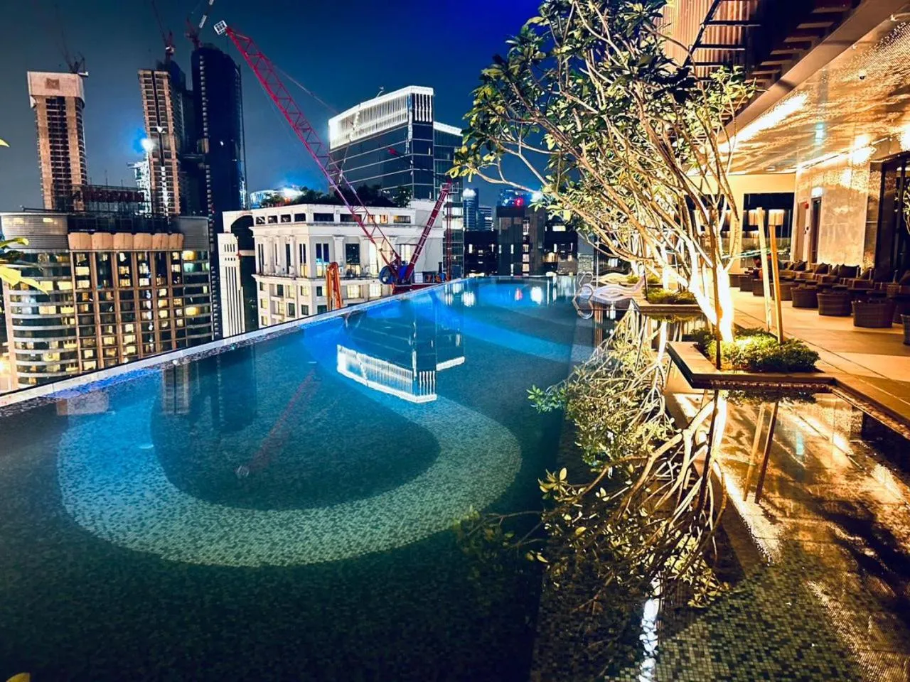 Swimming pool in Axon Serviced Suites Kuala Lumpur