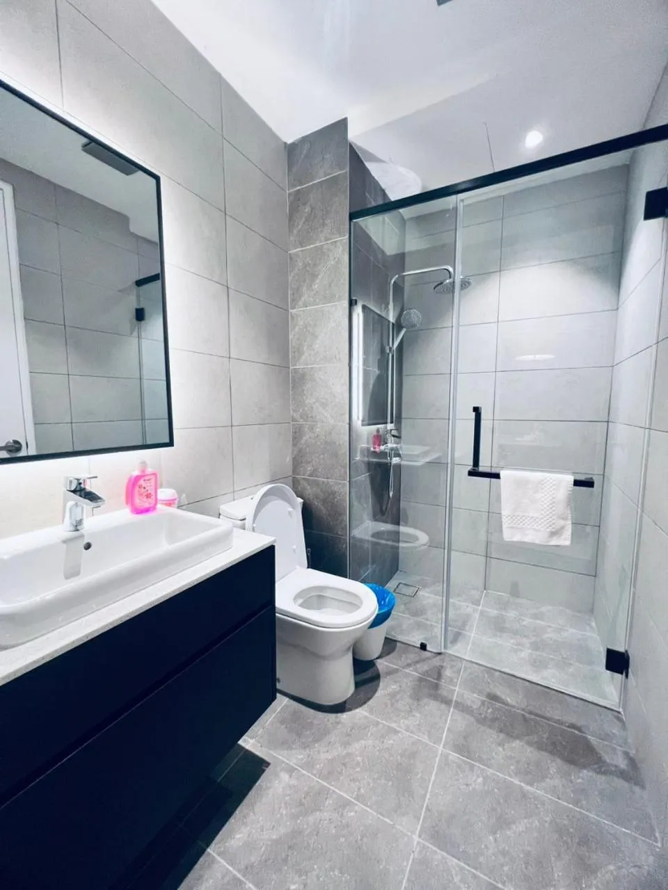 Toilet in Axon Serviced Suites Kuala Lumpur