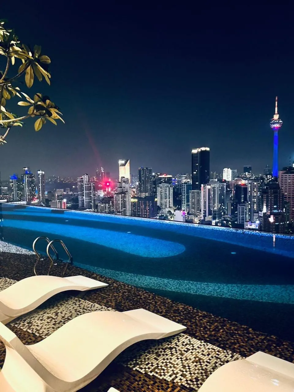 Swimming pool in Axon Serviced Suites Kuala Lumpur