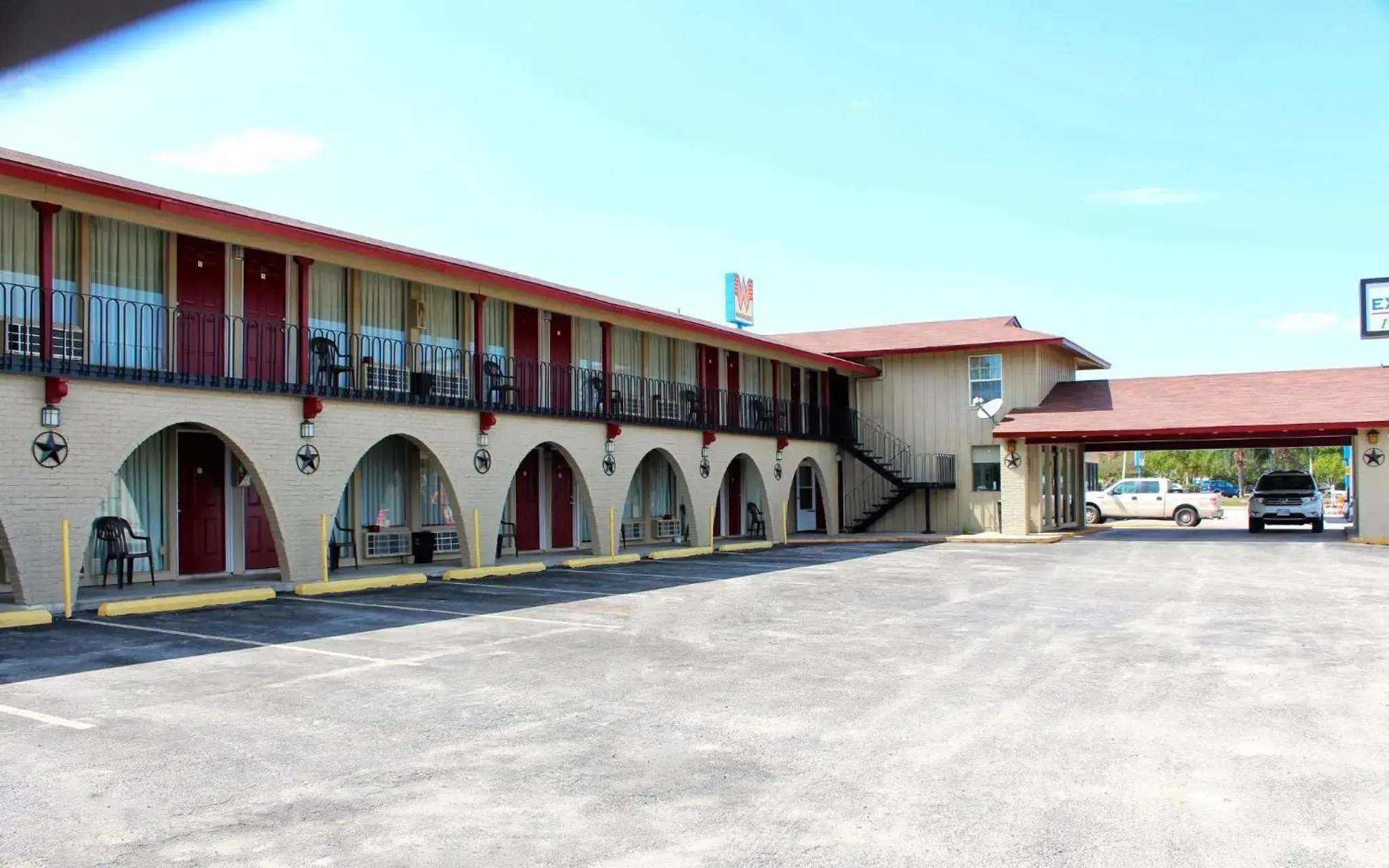 Street view in Executive Inn Goliad Street view in Executive Inn Goliad