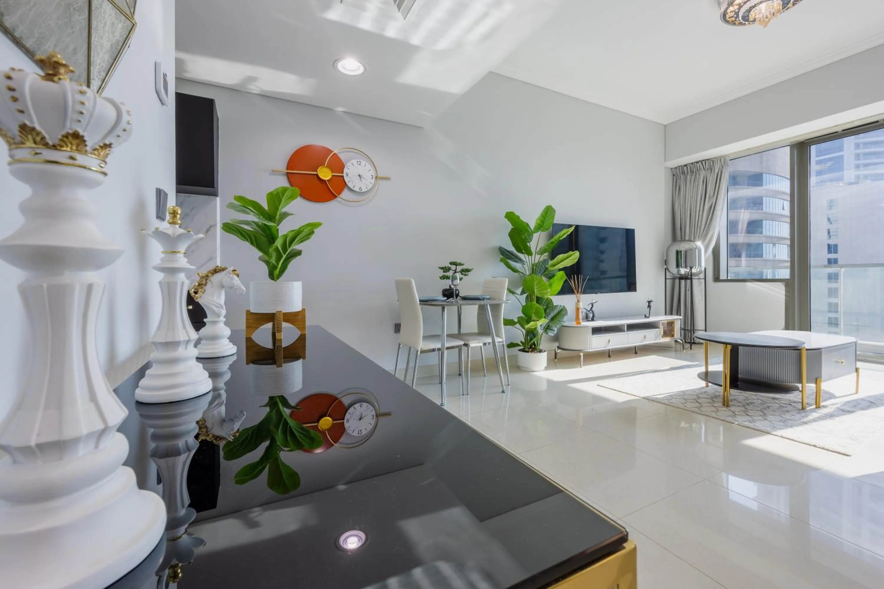 Living room in Vacationer Holiday Homes I Gorgeous One Bedroom I Ocean Heights