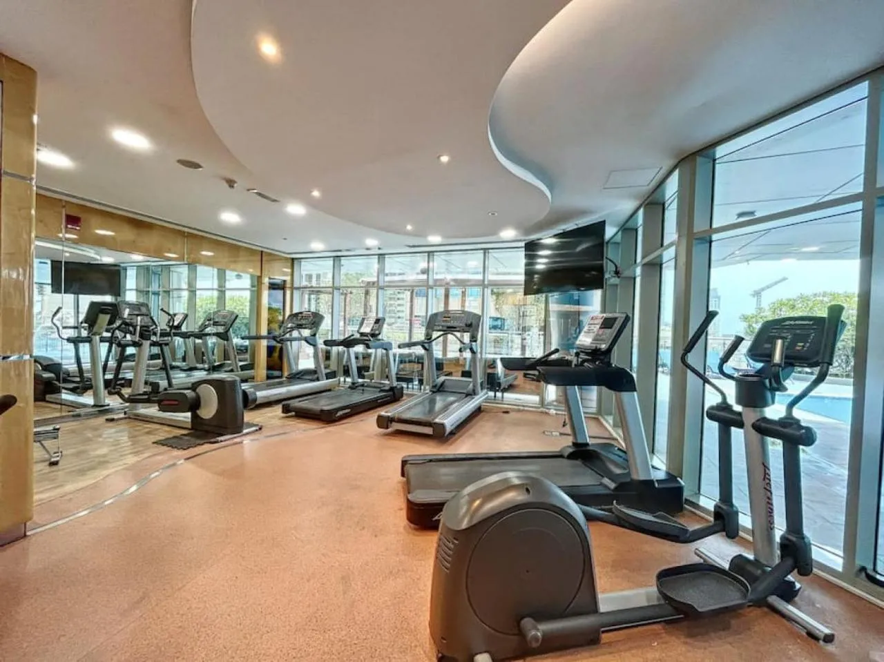 Fitness centre/facilities in Vacationer Holiday Homes I Gorgeous One Bedroom I Ocean Heights