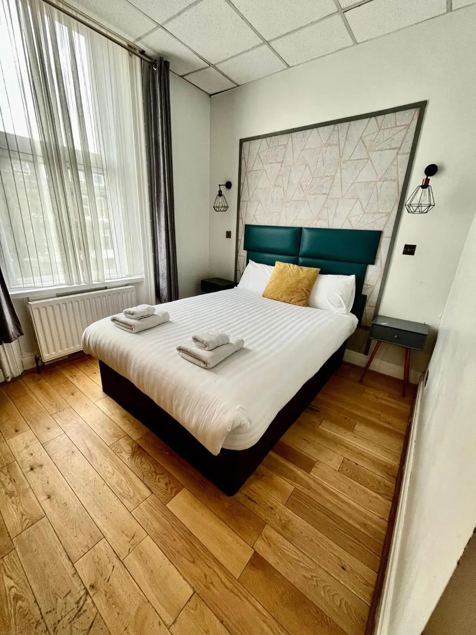 Whites Hotel Whites Hotel