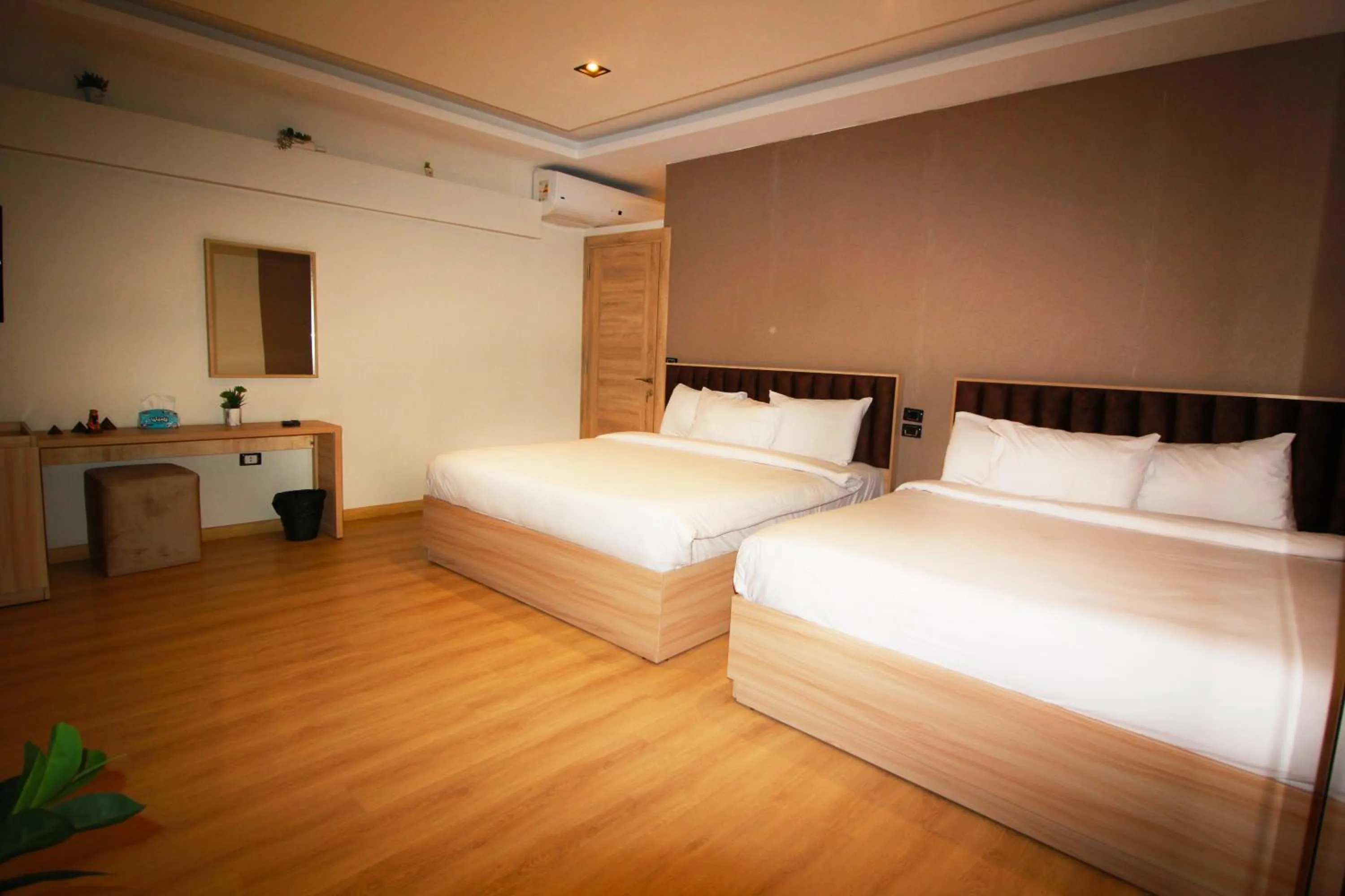 Bedroom, Bed in Palm Pyramids View INN