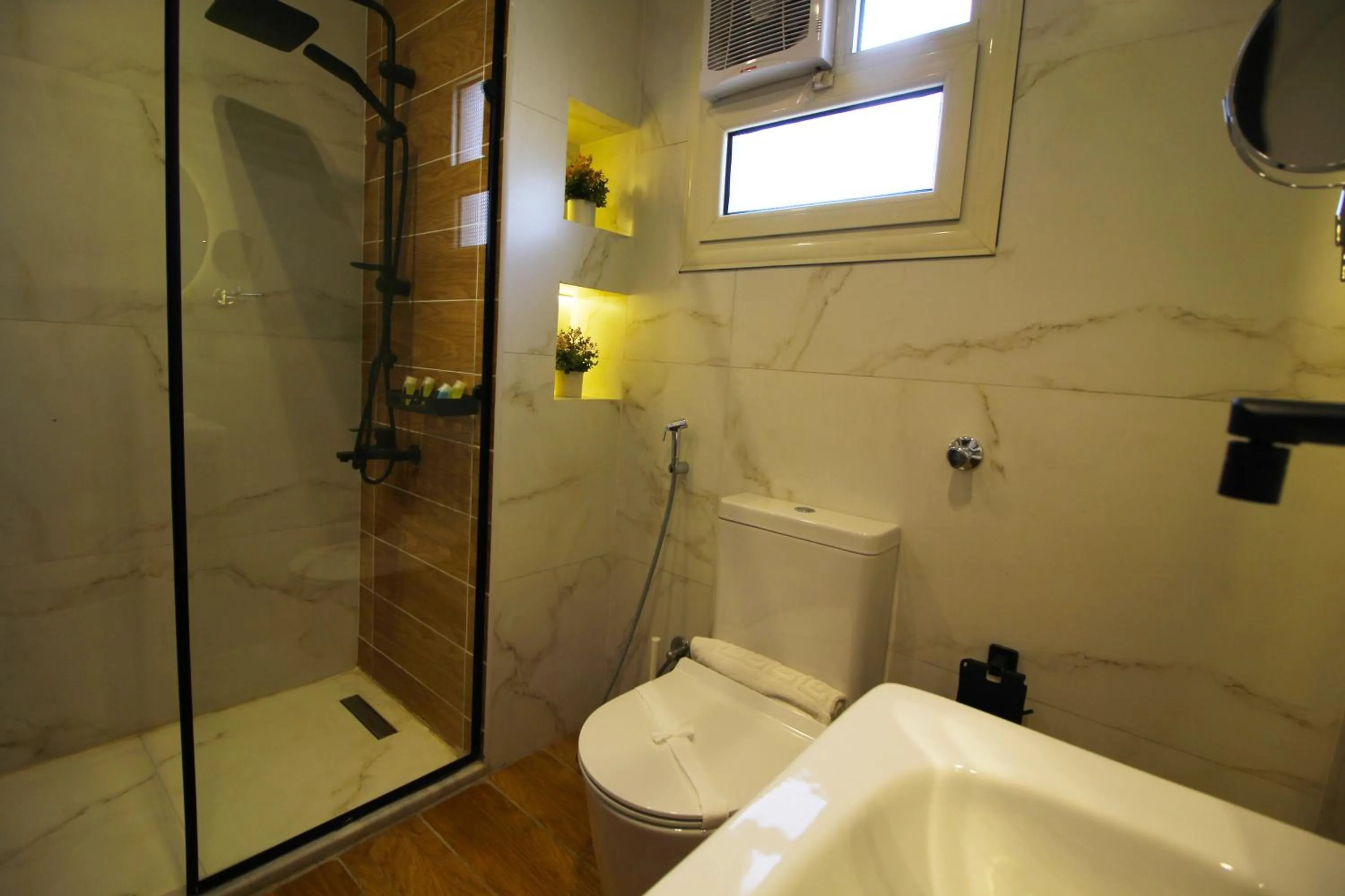 Bathroom in Palm Pyramids View INN