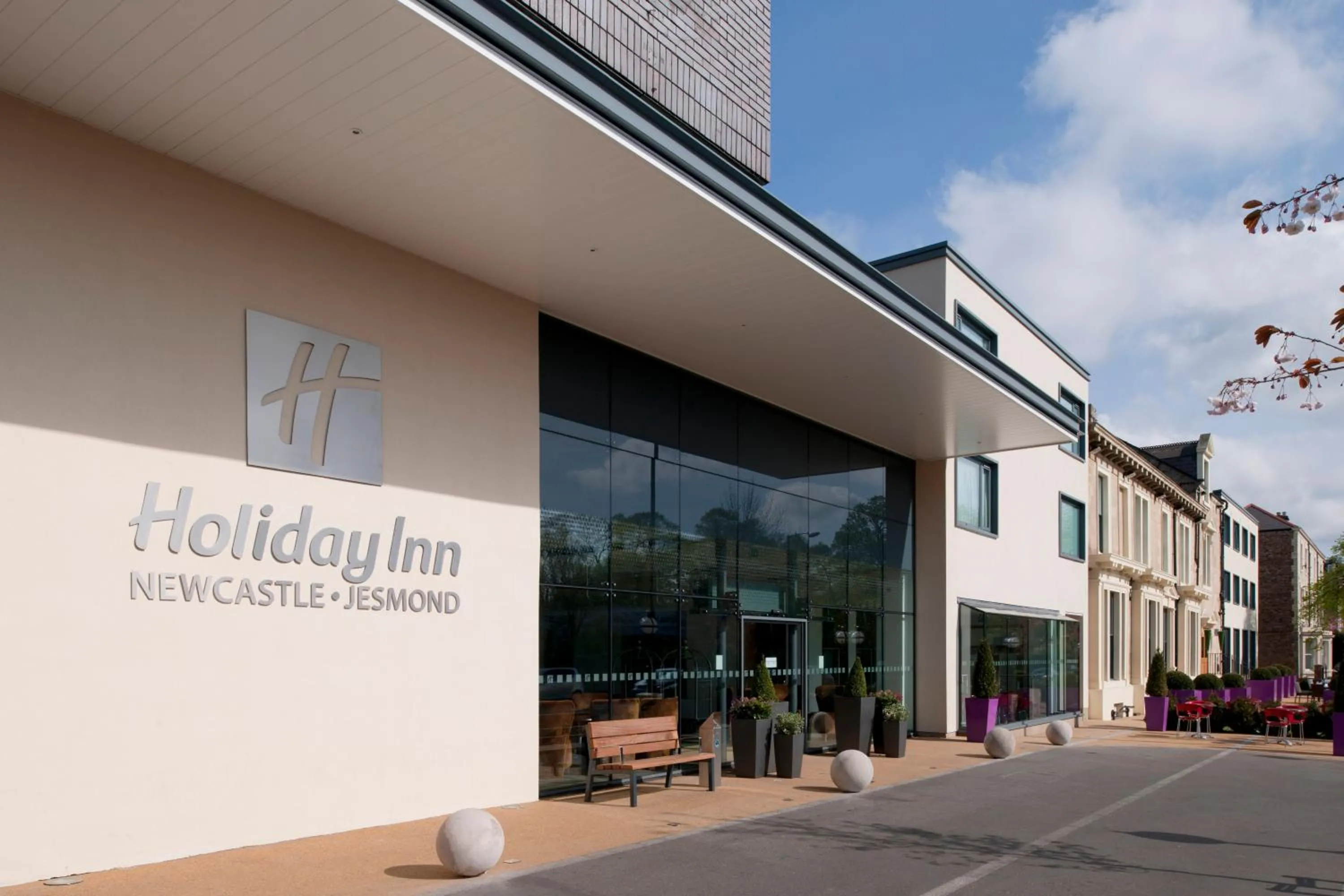 Property building in Holiday Inn Newcastle-Jesmond by IHG