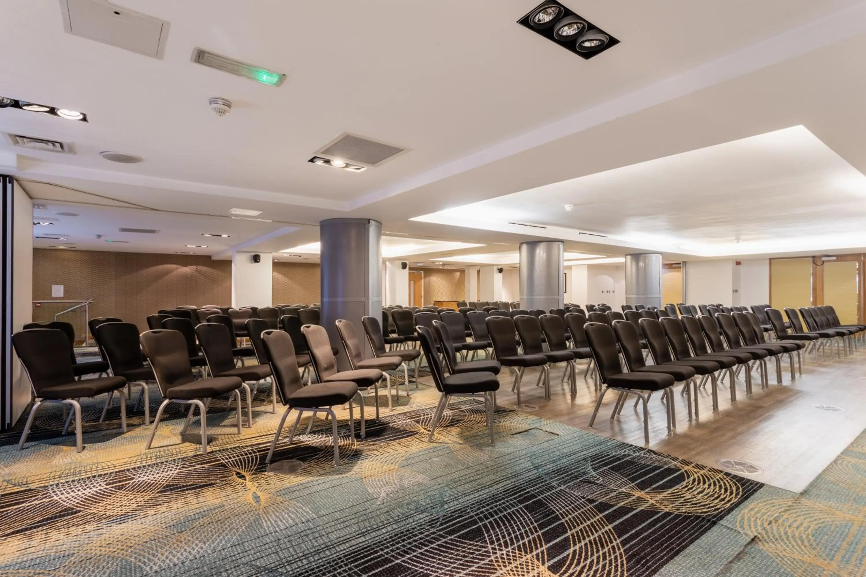 Meeting/conference room in Holiday Inn Newcastle-Jesmond by IHG