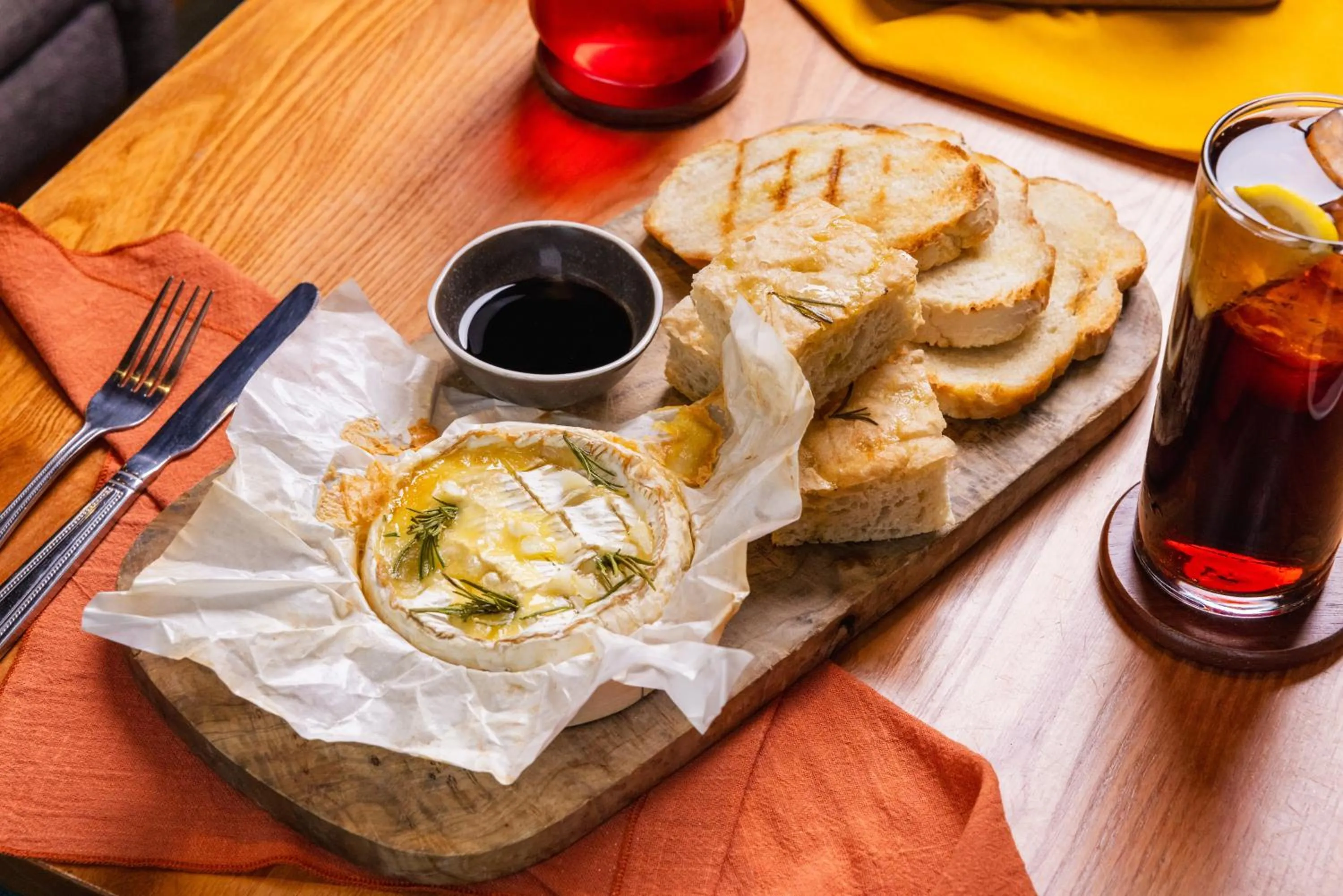 Restaurant/places to eat in Holiday Inn Newcastle-Jesmond by IHG