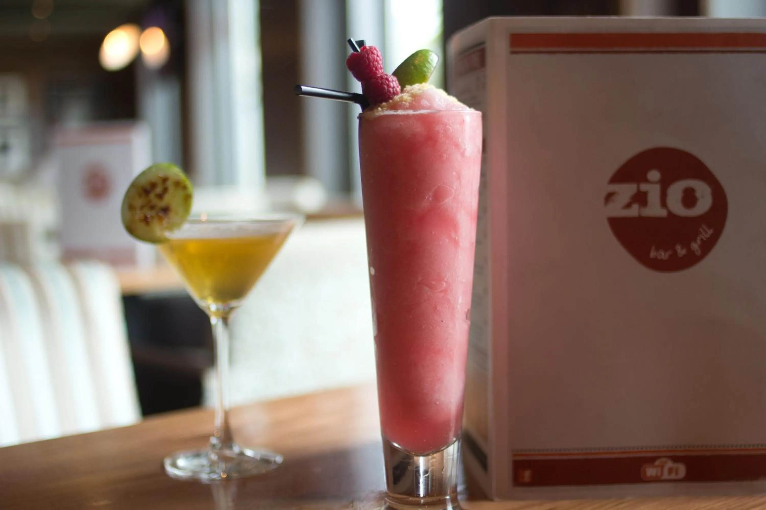 Lounge or bar in Holiday Inn Newcastle-Jesmond by IHG