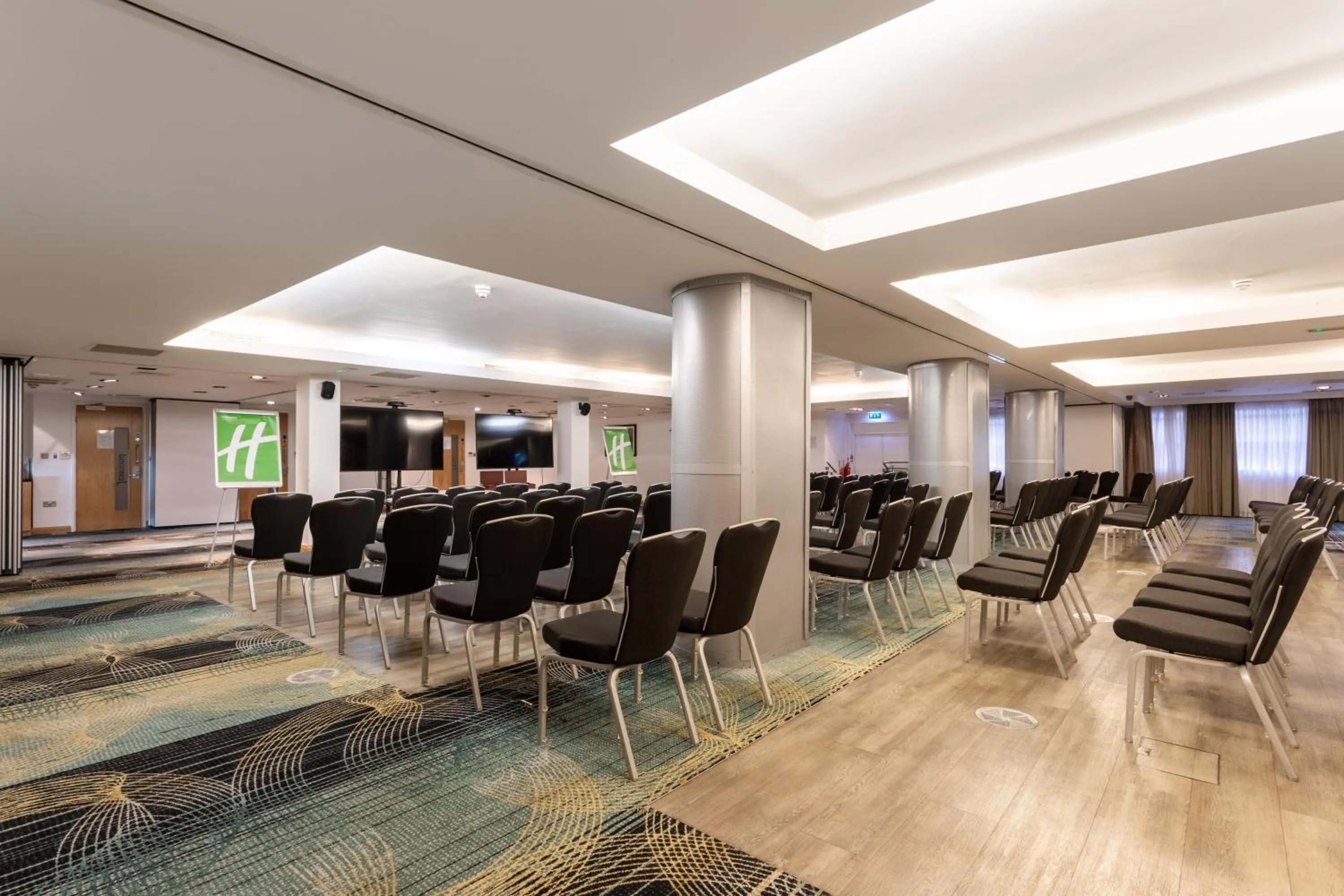 Meeting/conference room in Holiday Inn Newcastle-Jesmond by IHG