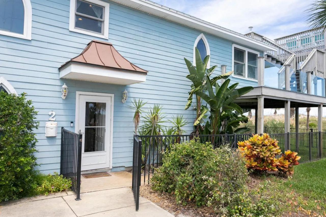 Sea Glass Cottage - An Oceanfront Experience