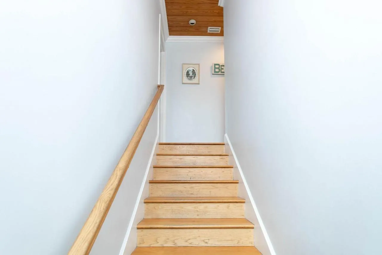 Sea Glass Cottage - An Oceanfront Experience