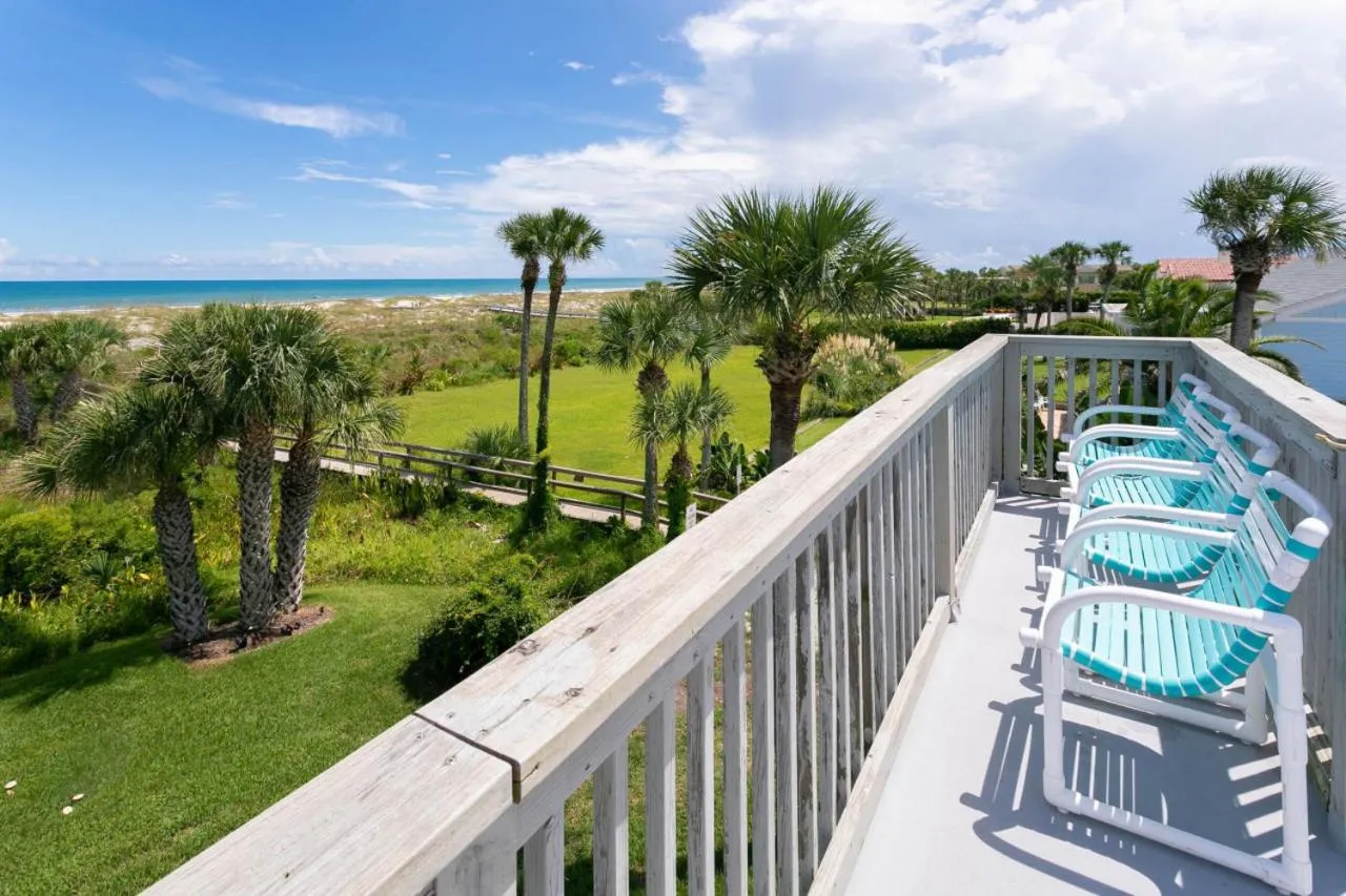 Sea Glass Cottage - An Oceanfront Experience