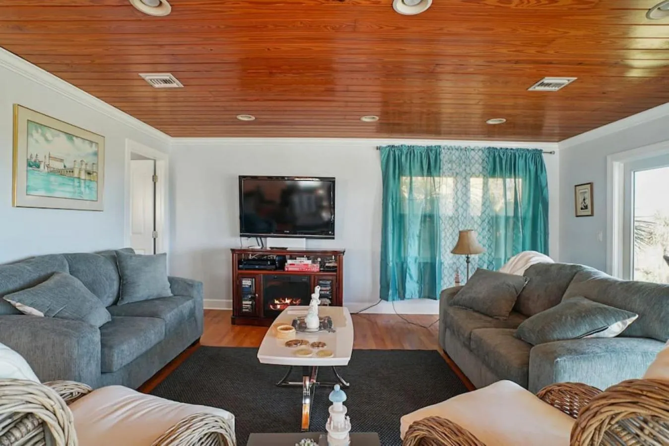 Sea Glass Cottage - An Oceanfront Experience