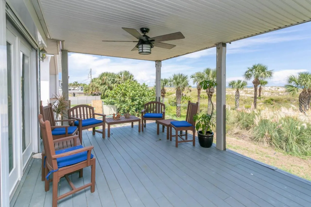 Sea Glass Cottage - An Oceanfront Experience