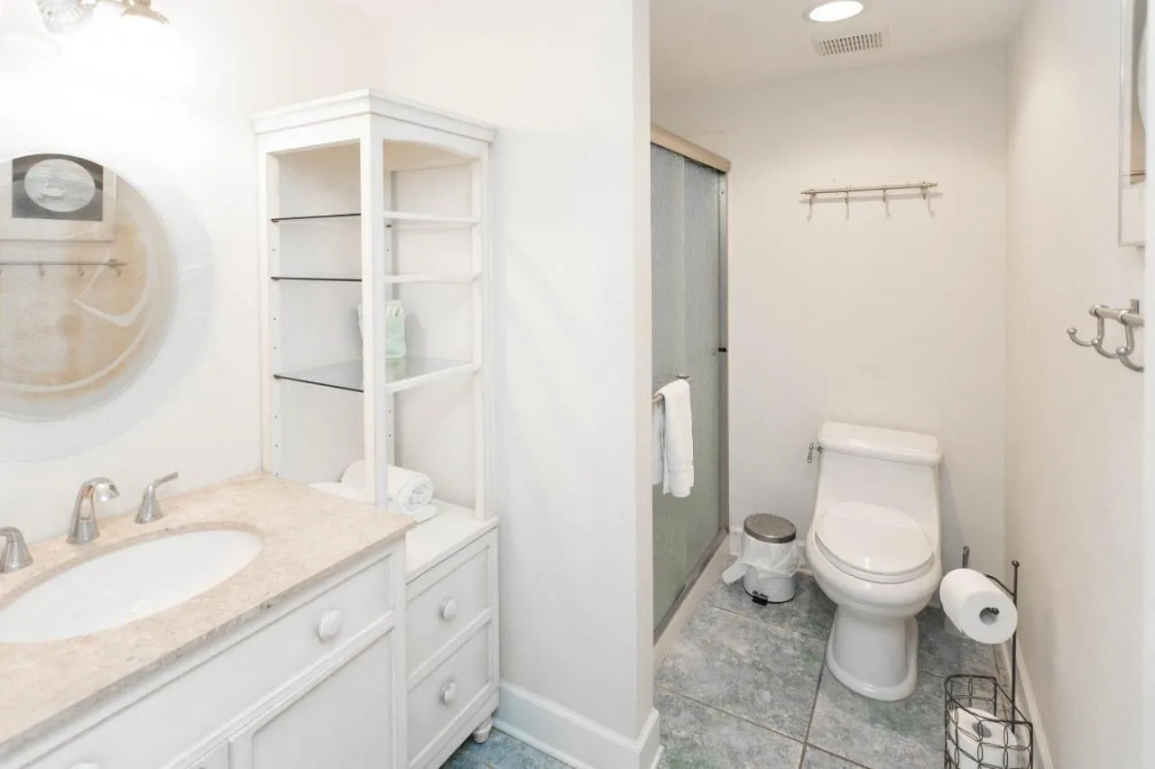 Sea Glass Cottage - An Oceanfront Experience