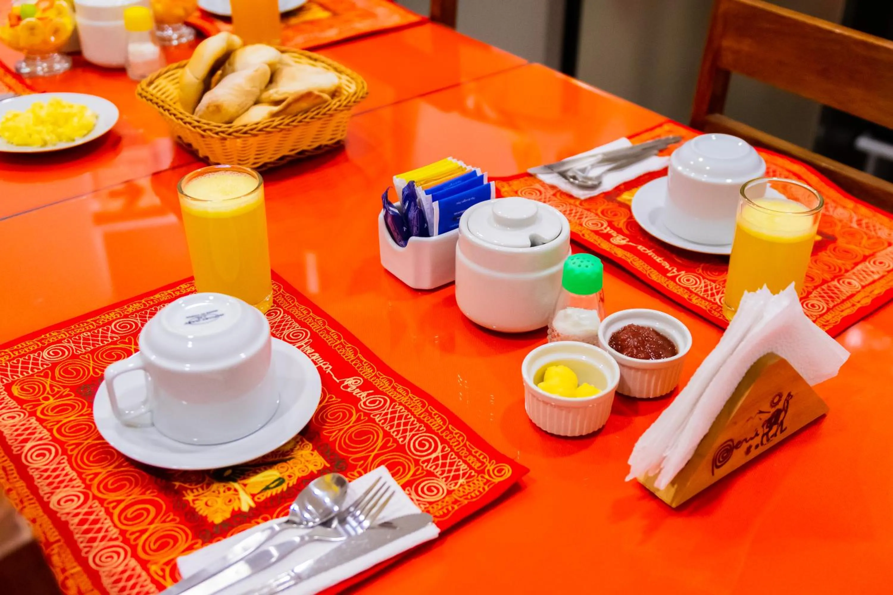 Breakfast in Hostal Samakuy AQP