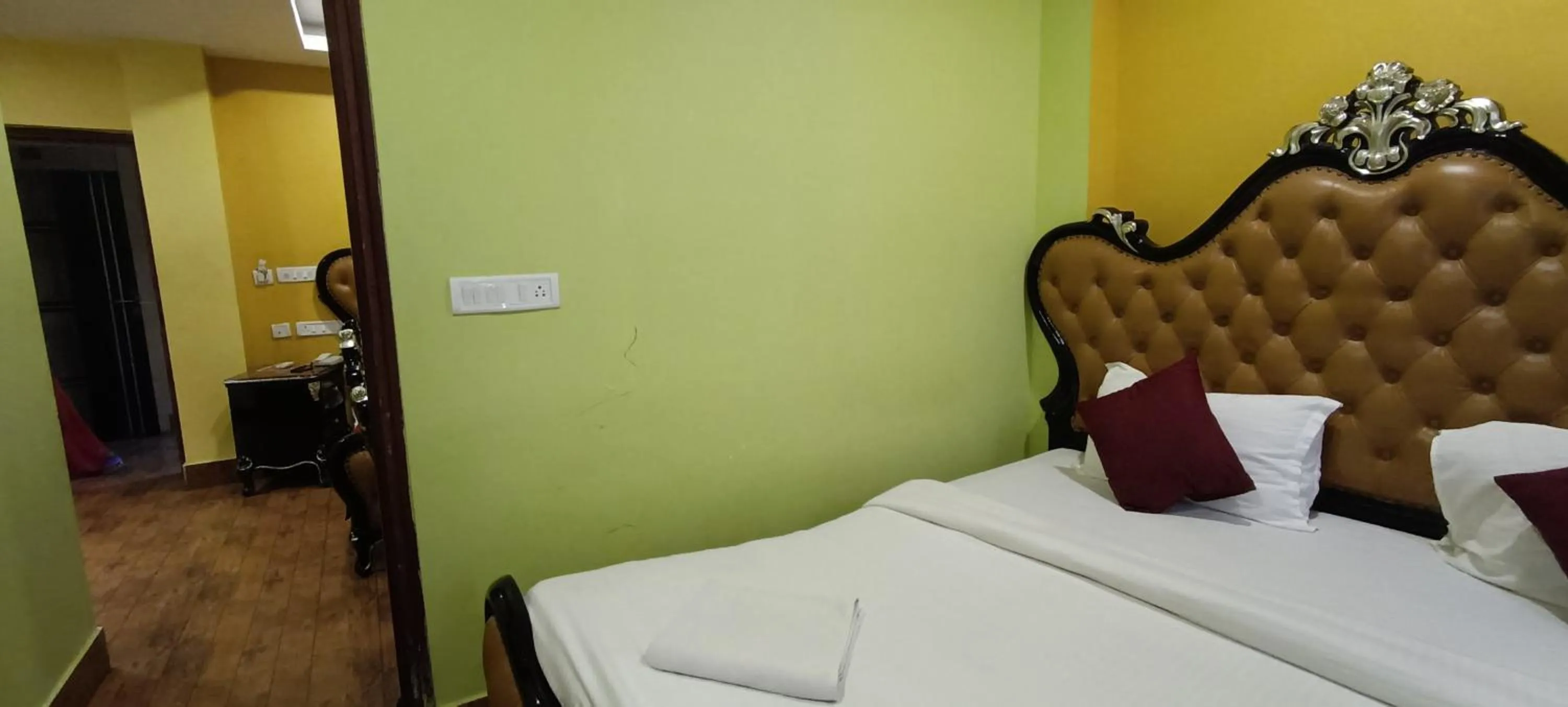 Bed in N k Grand Days