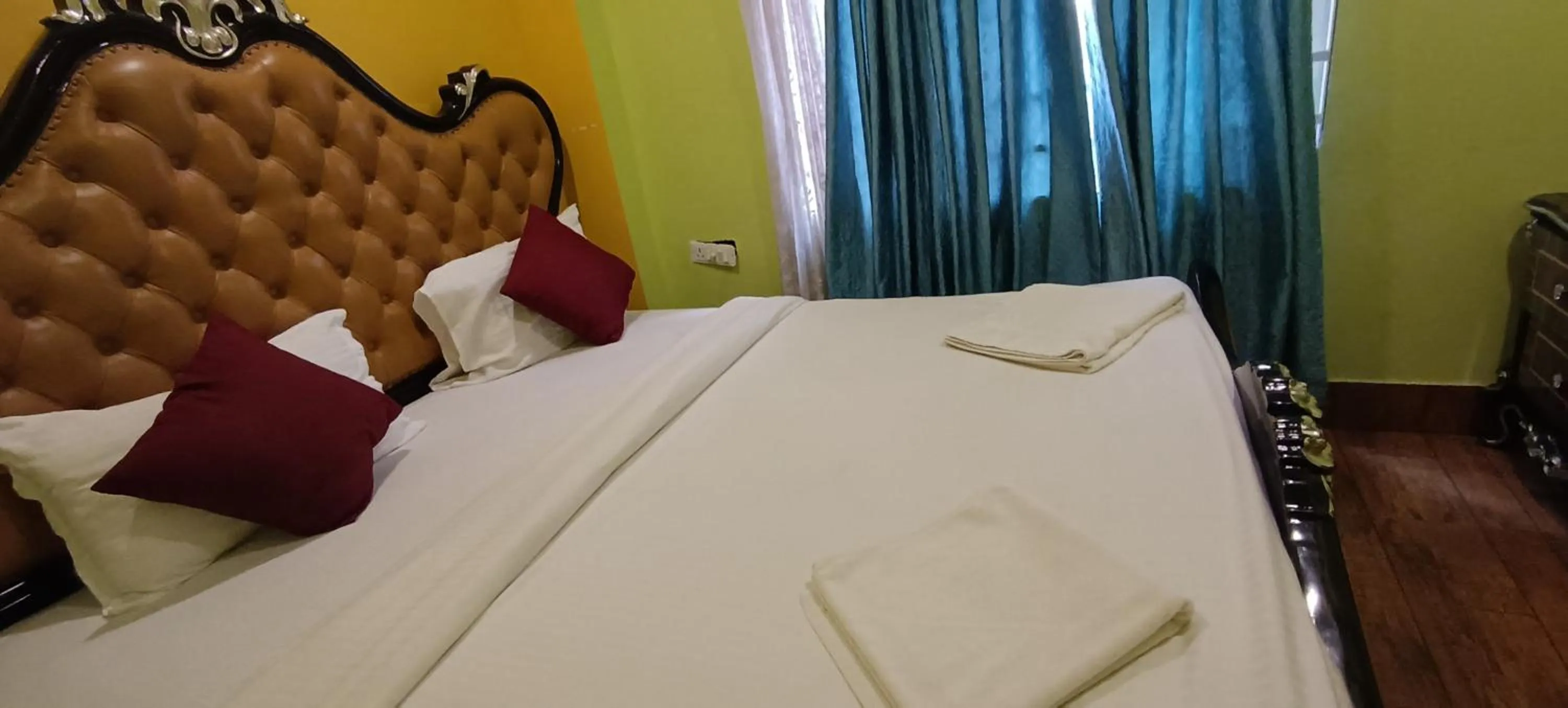 Bed in N k Grand Days