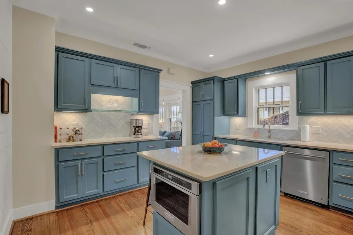 Kitchen or kitchenette in Charming Craftsman Home!-2 BLKS from Main St!