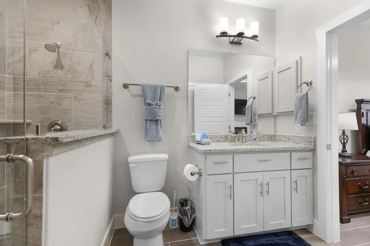 Shower in Pristine 3-bedroom Home Near Canyon Lake!