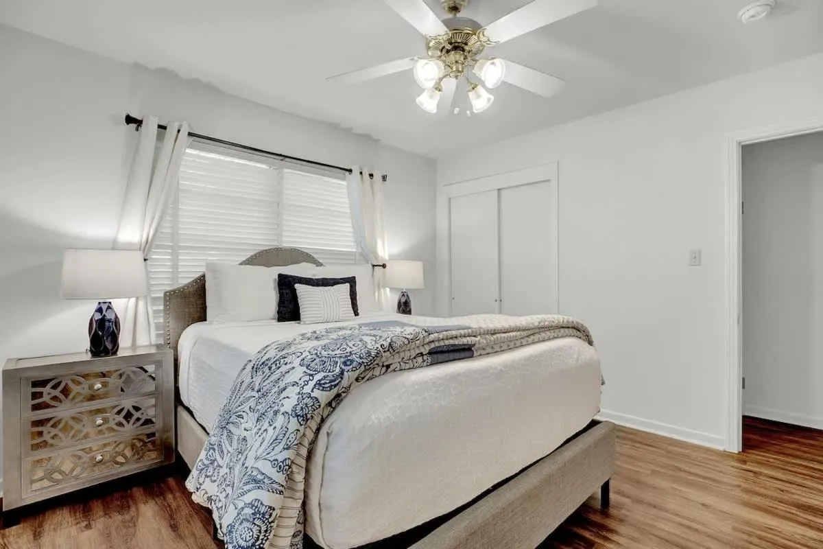 Bed in Gorgeous Bluebonnet House with Deck and Fire Pit