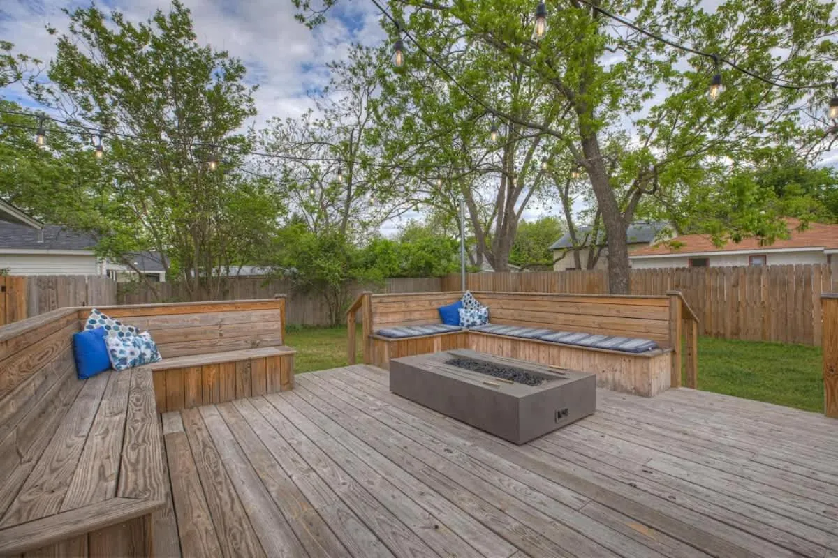 Other in Gorgeous Bluebonnet House with Deck and Fire Pit
