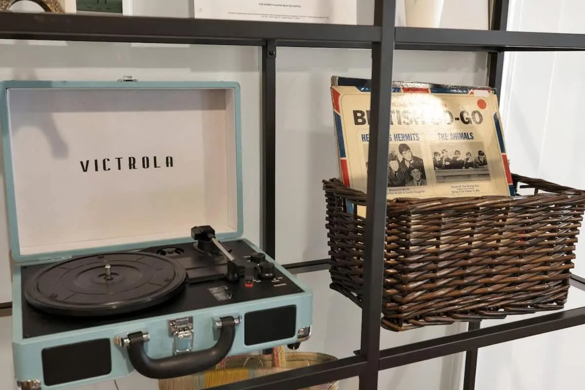 Other in Luxury Mid Century Charmer Near Historic Main St