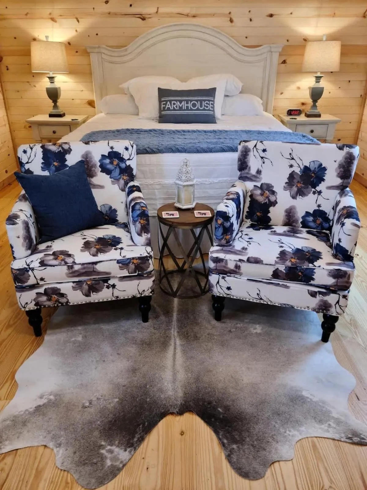 Bed in Stunning Cabin Right on Main St!