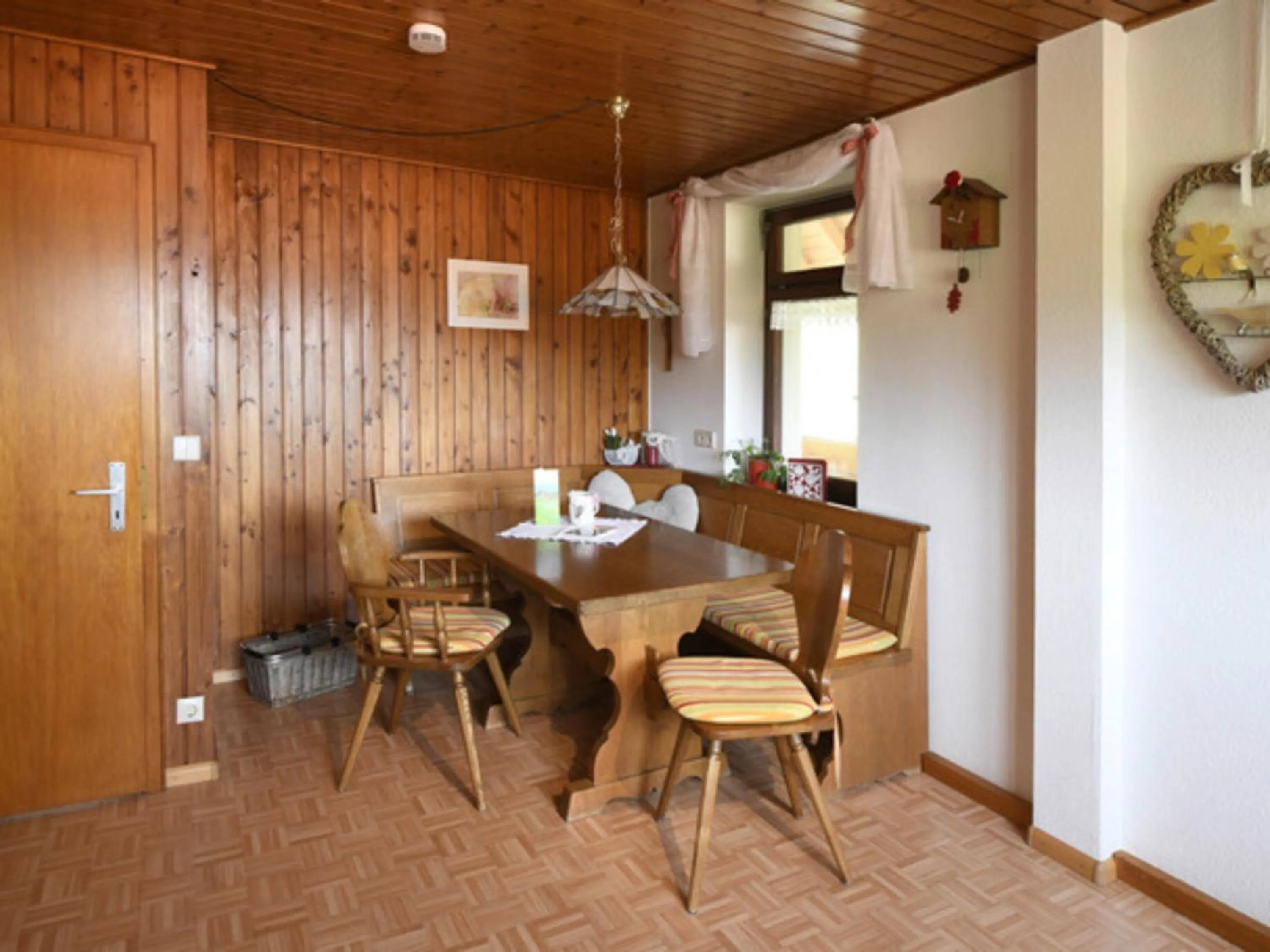 Dining area in Ferienwohnungen Maierhof Oberried