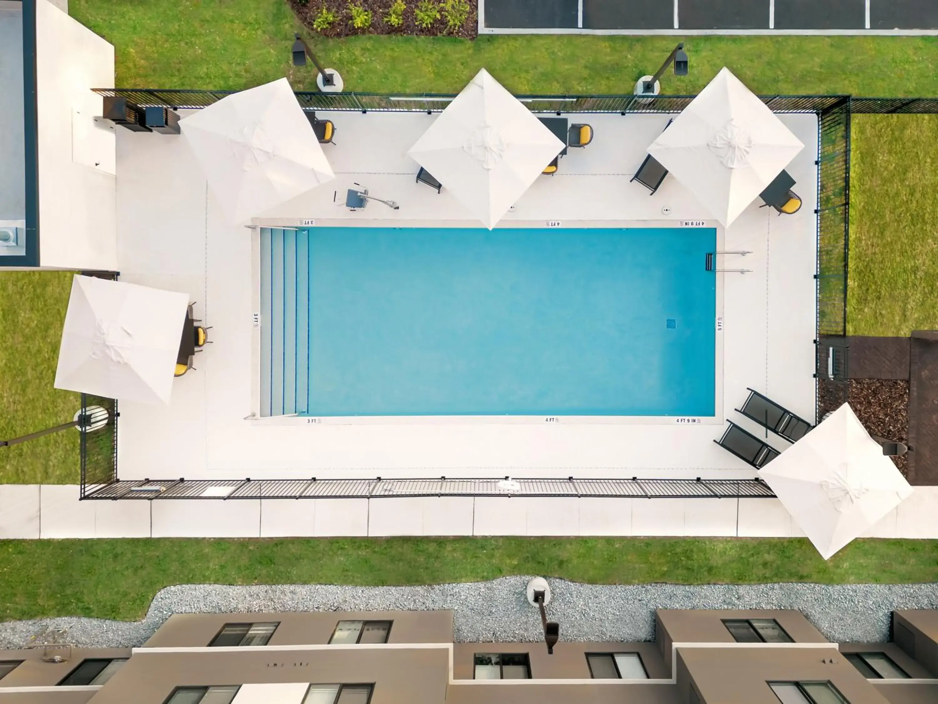 Swimming pool in WaterWalk Extended Stay by Wyndham Jacksonville Deerwood Pk Swimming pool in WaterWalk Extended Stay by Wyndham Jacksonville Deerwood Pk