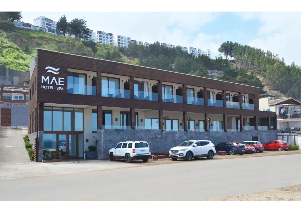Property building in Hotel Mae Property building in Hotel Mae