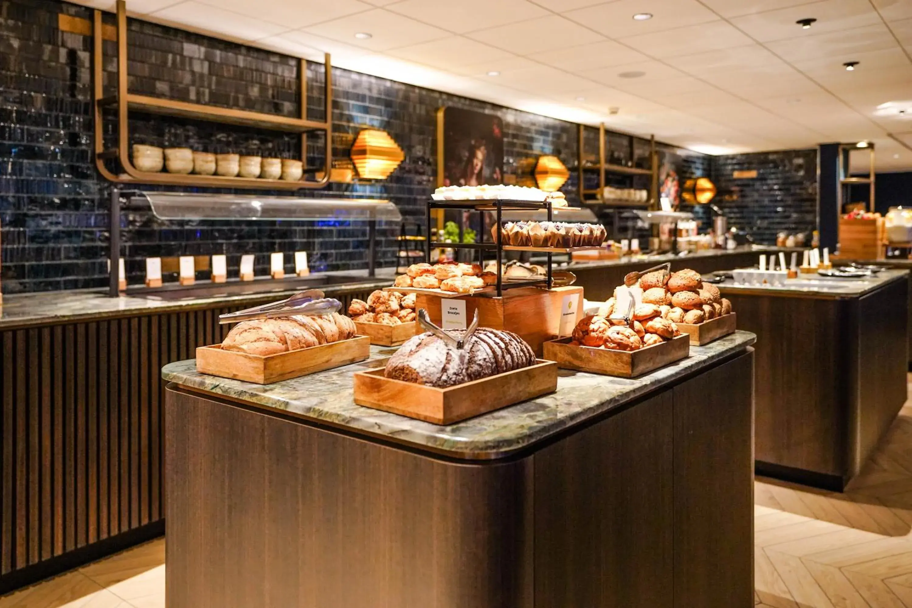 Food and drinks in DoubleTree by Hilton Royal Parc Soestduinen Food and drinks in DoubleTree by Hilton Royal Parc Soestduinen