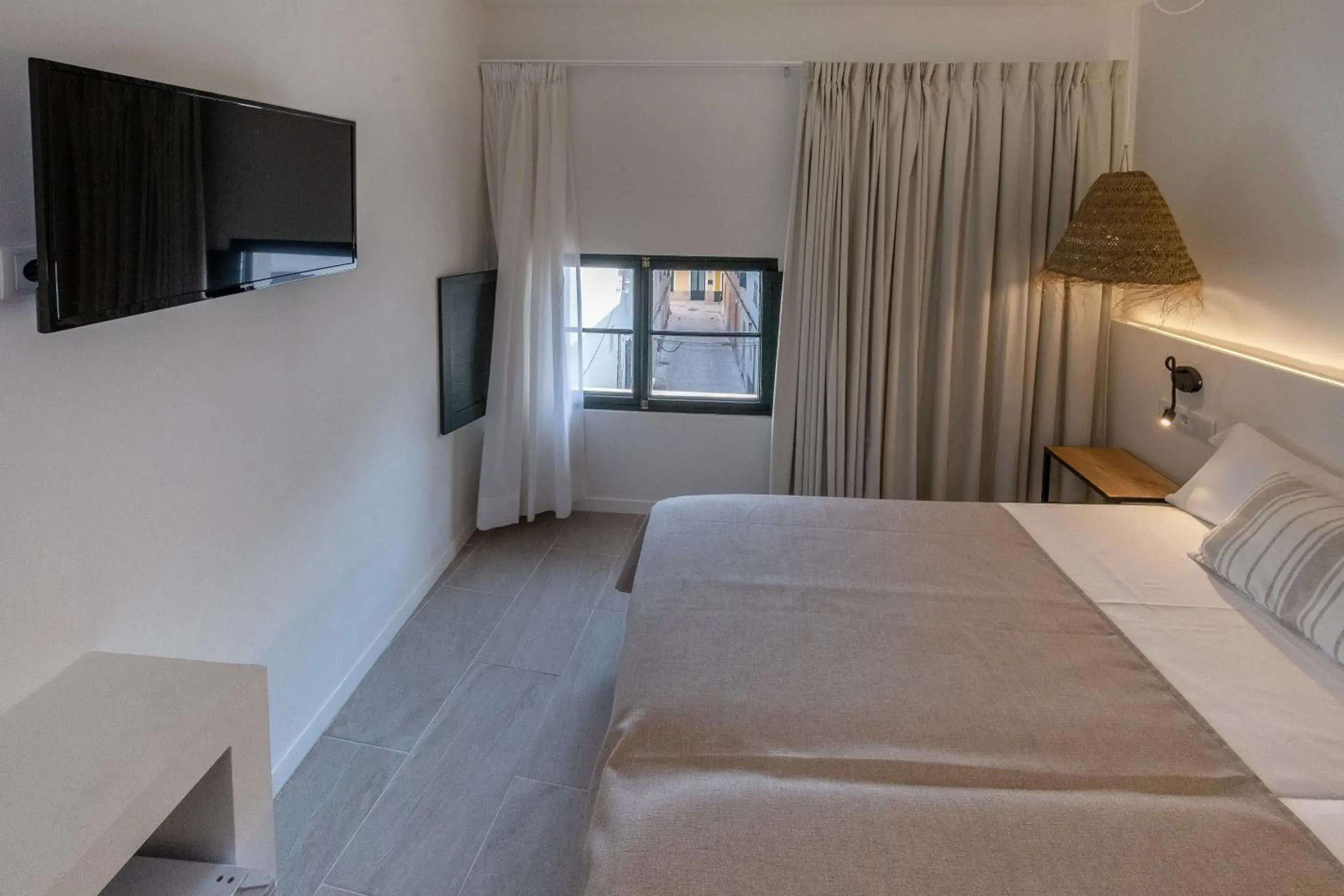 Bedroom, Bed in Tres Tocs Bedroom, Bed in Tres Tocs