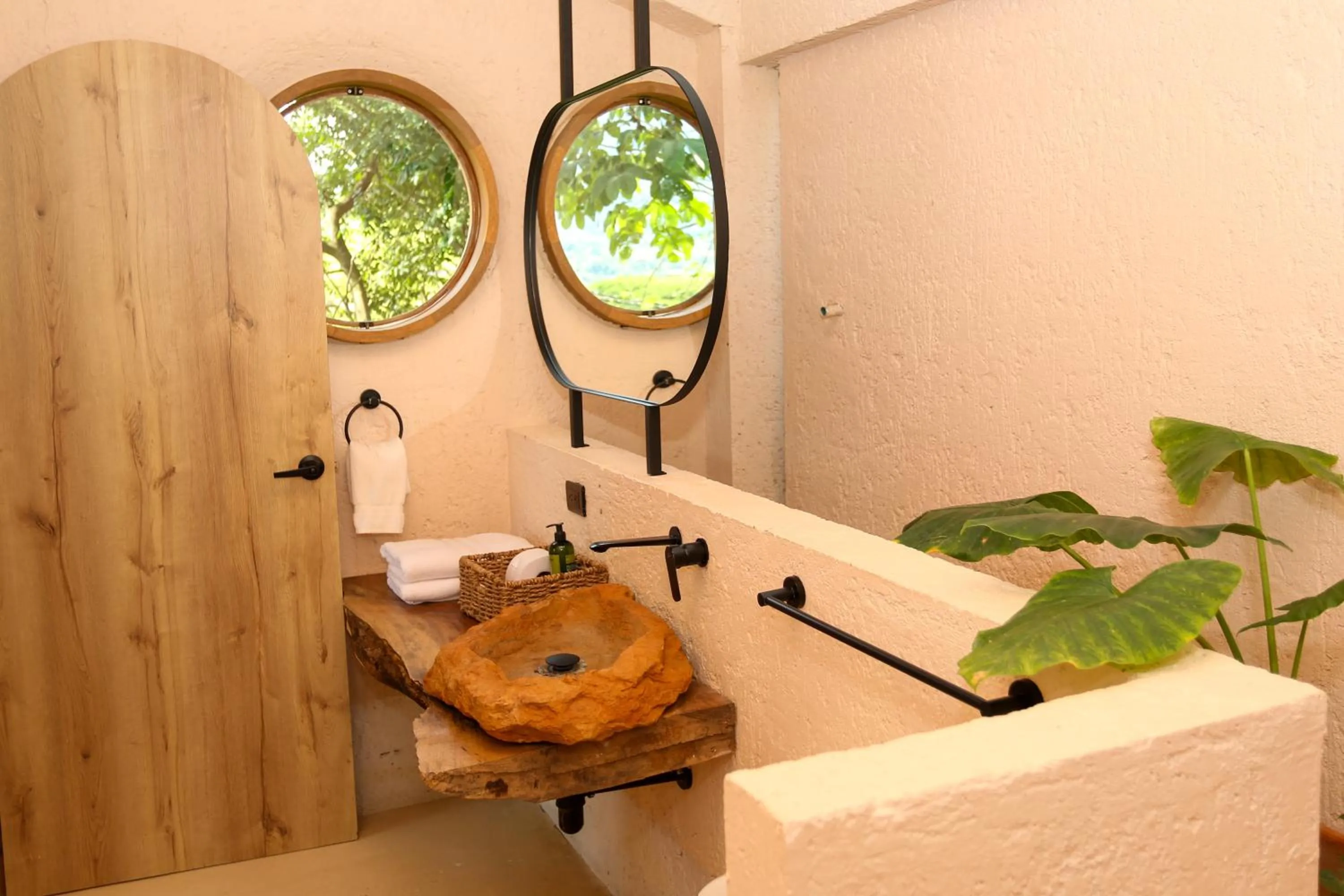 Bathroom in Hotel Tahiti