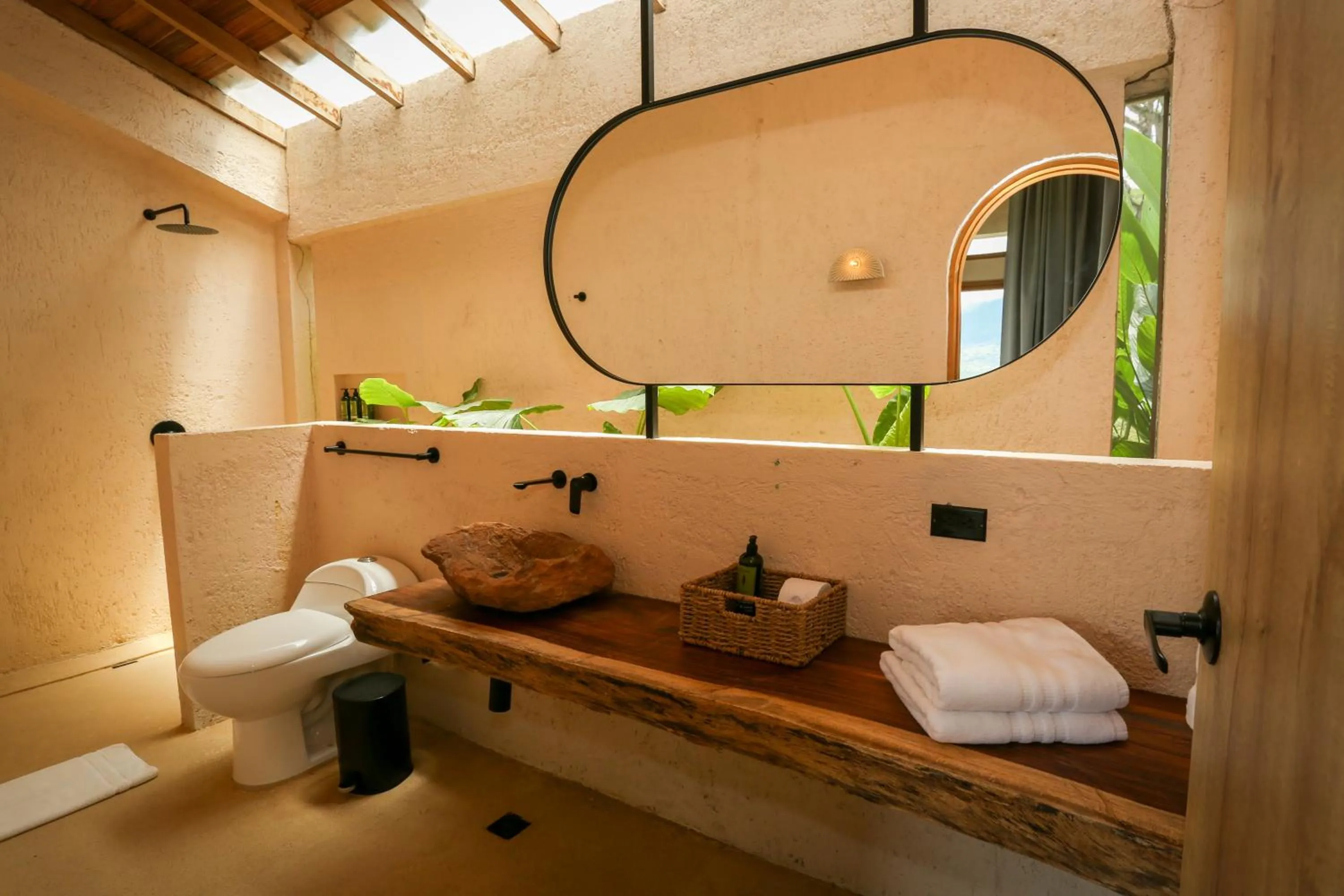 Bathroom in Hotel Tahiti