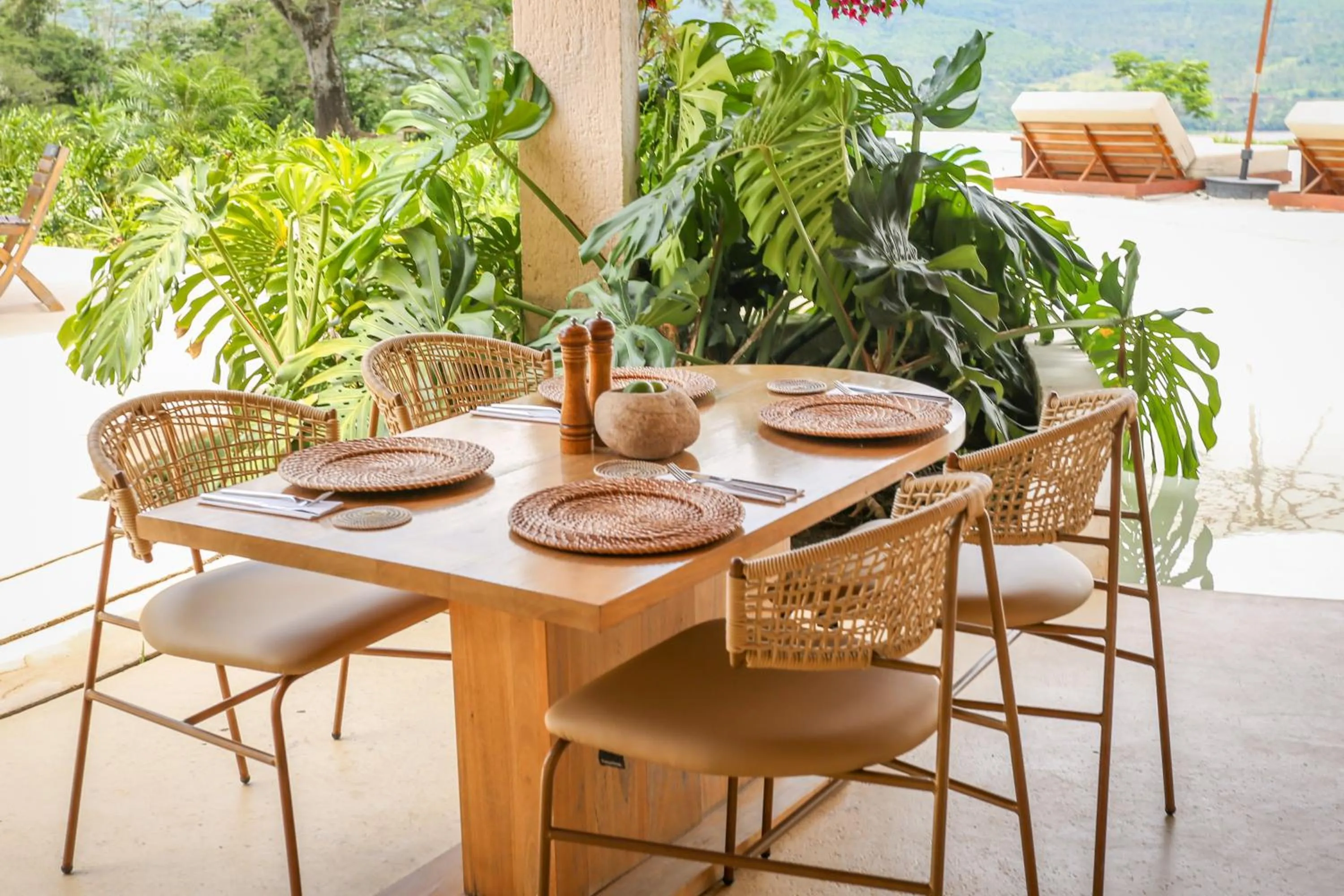 Restaurant/places to eat in Hotel Tahiti