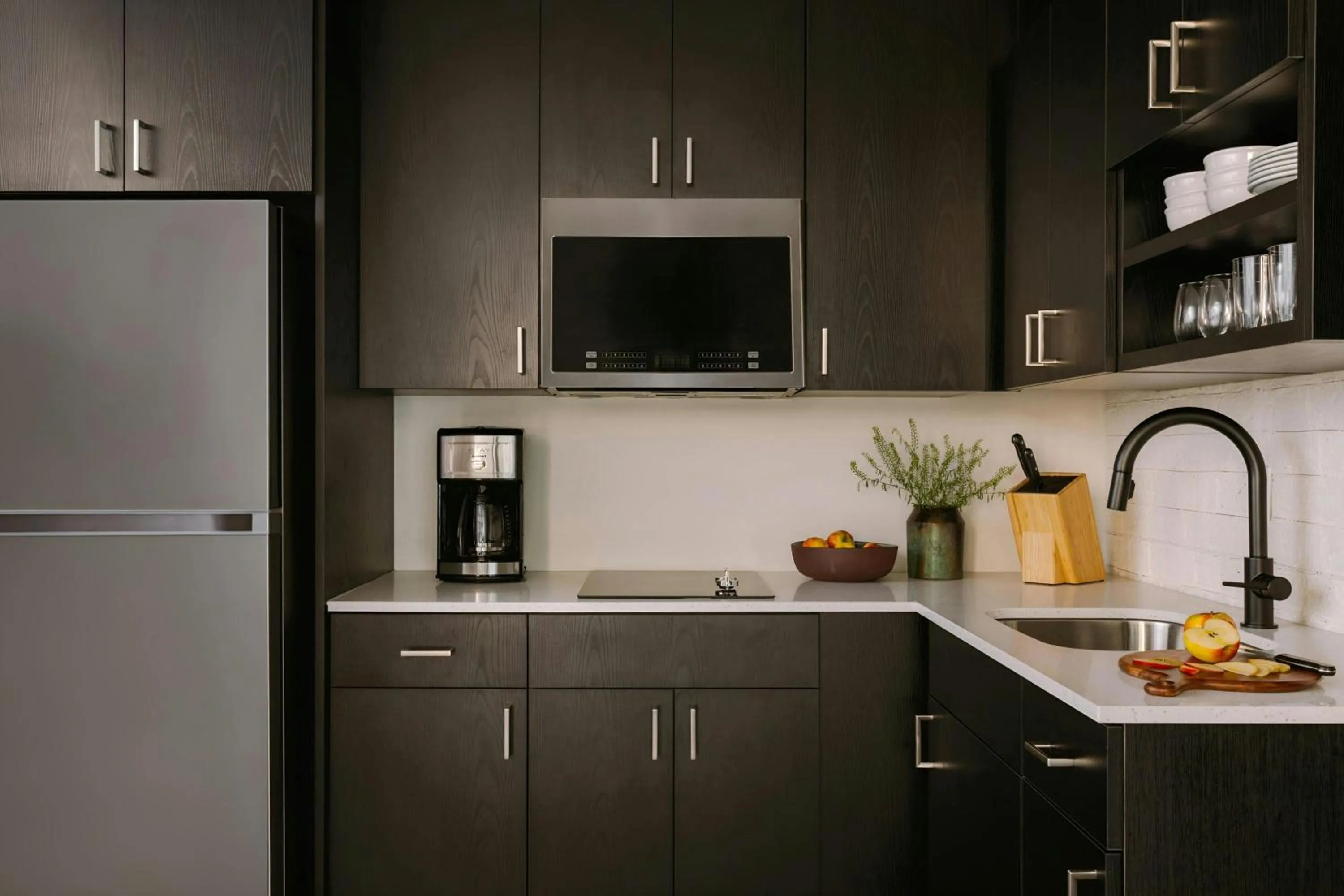 Kitchen or kitchenette in Sonder by Marriott Bonvoy The Fitz Apartments Downtown St Paul