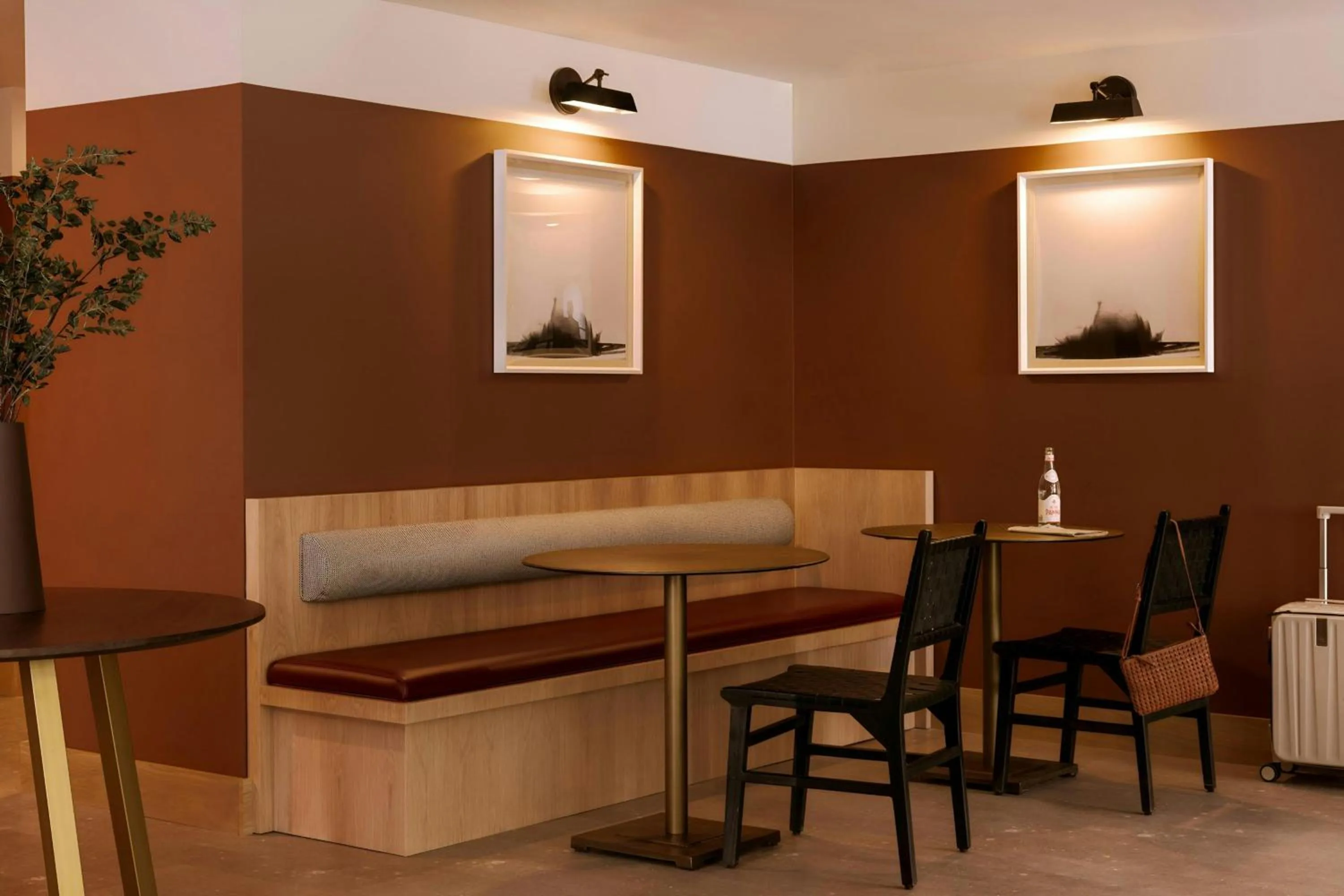 Lobby or reception in Sonder by Marriott Bonvoy The Fitz Apartments Downtown St Paul