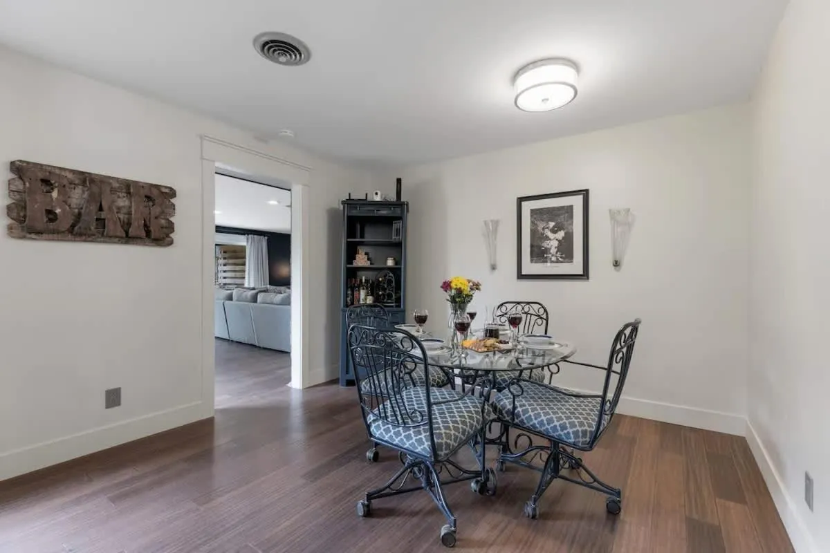 Seating area in Gorgeous Home with Grill 5Min from MainSt!