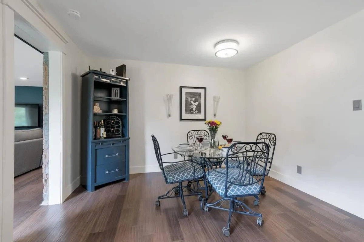 Seating area in Gorgeous Home with Grill 5Min from MainSt!