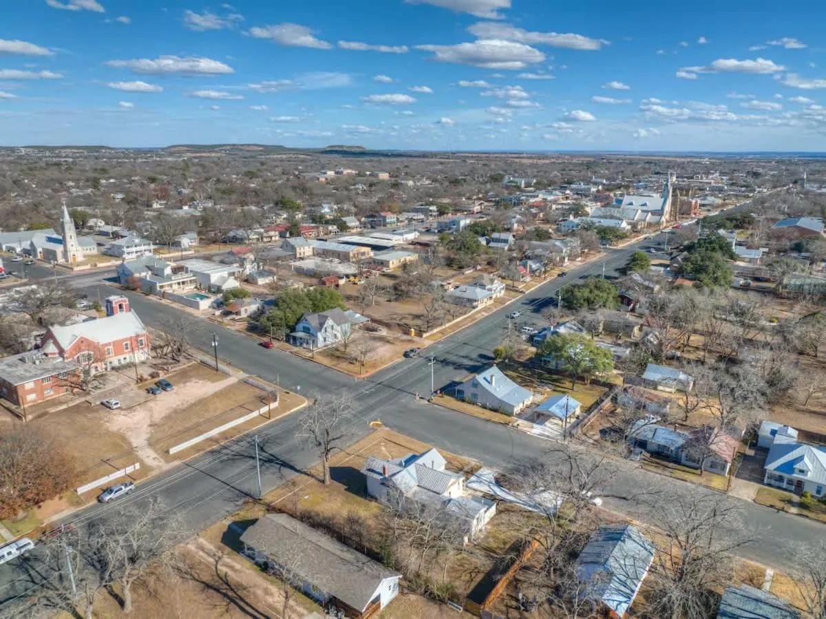 Property building in Gorgeous Home 1 Blk from Main with Hot Tub & Fire Pit!
