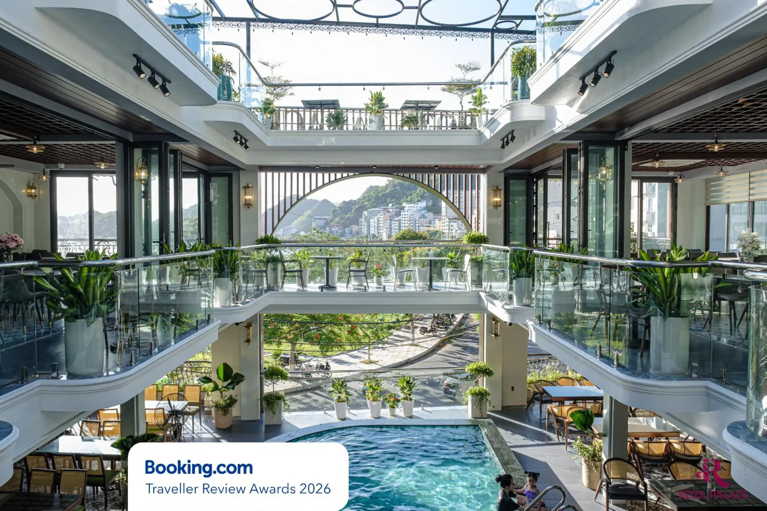 Property building in Roza Palace Cat Ba Property building in Roza Palace Cat Ba