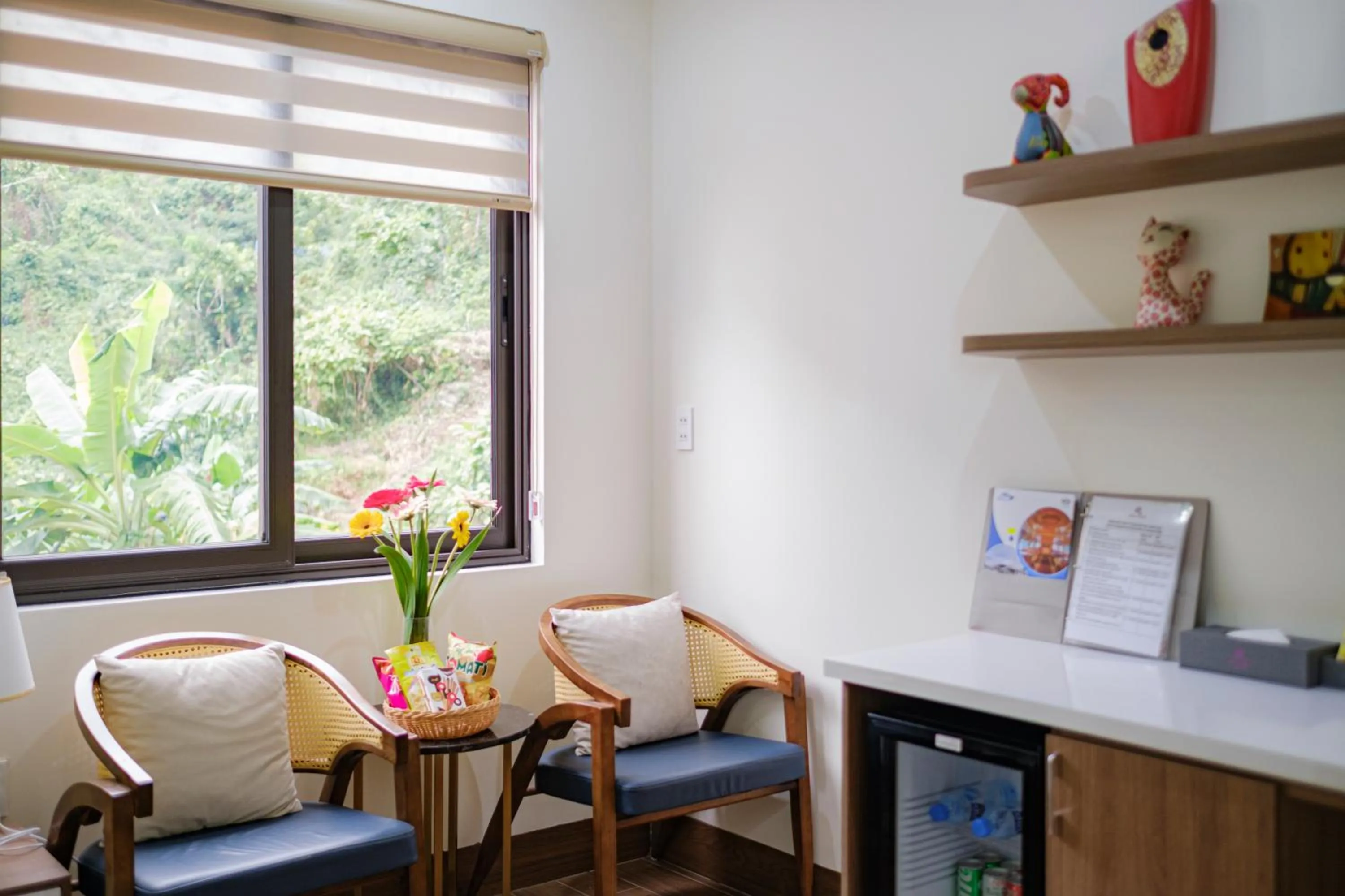 Seating area in Roza Palace Cat Ba