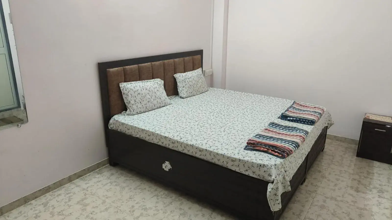 Bedroom, Bed in Nain Guest House Bedroom, Bed in Nain Guest House