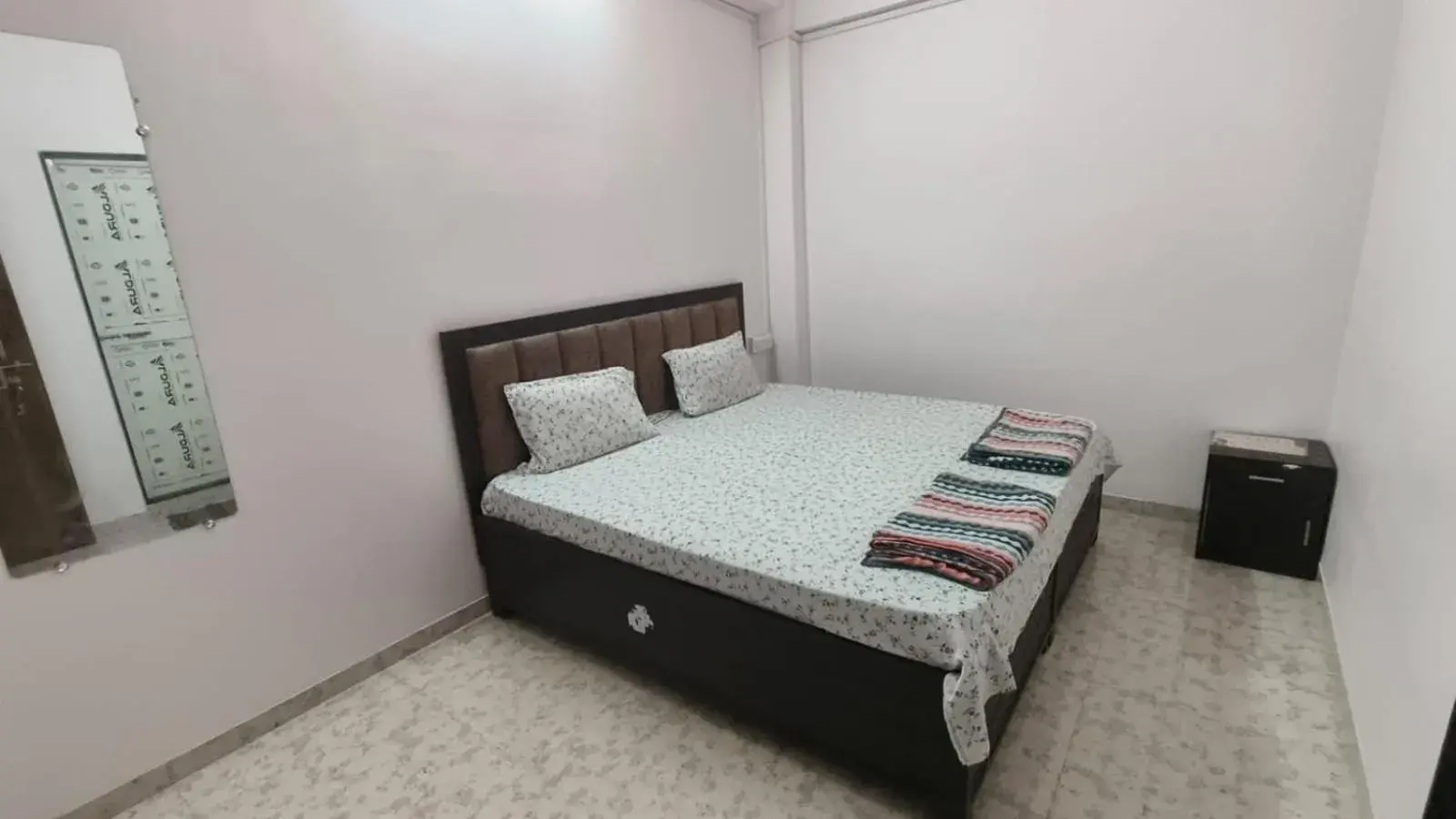 Bed in Nain Guest House Bed in Nain Guest House