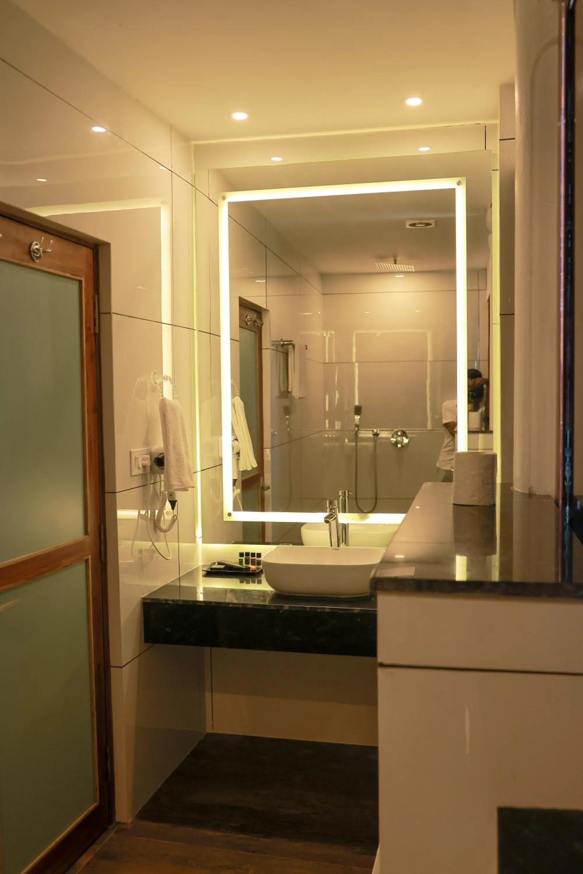 Toilet in Villa Sasha By Elixir Cliff