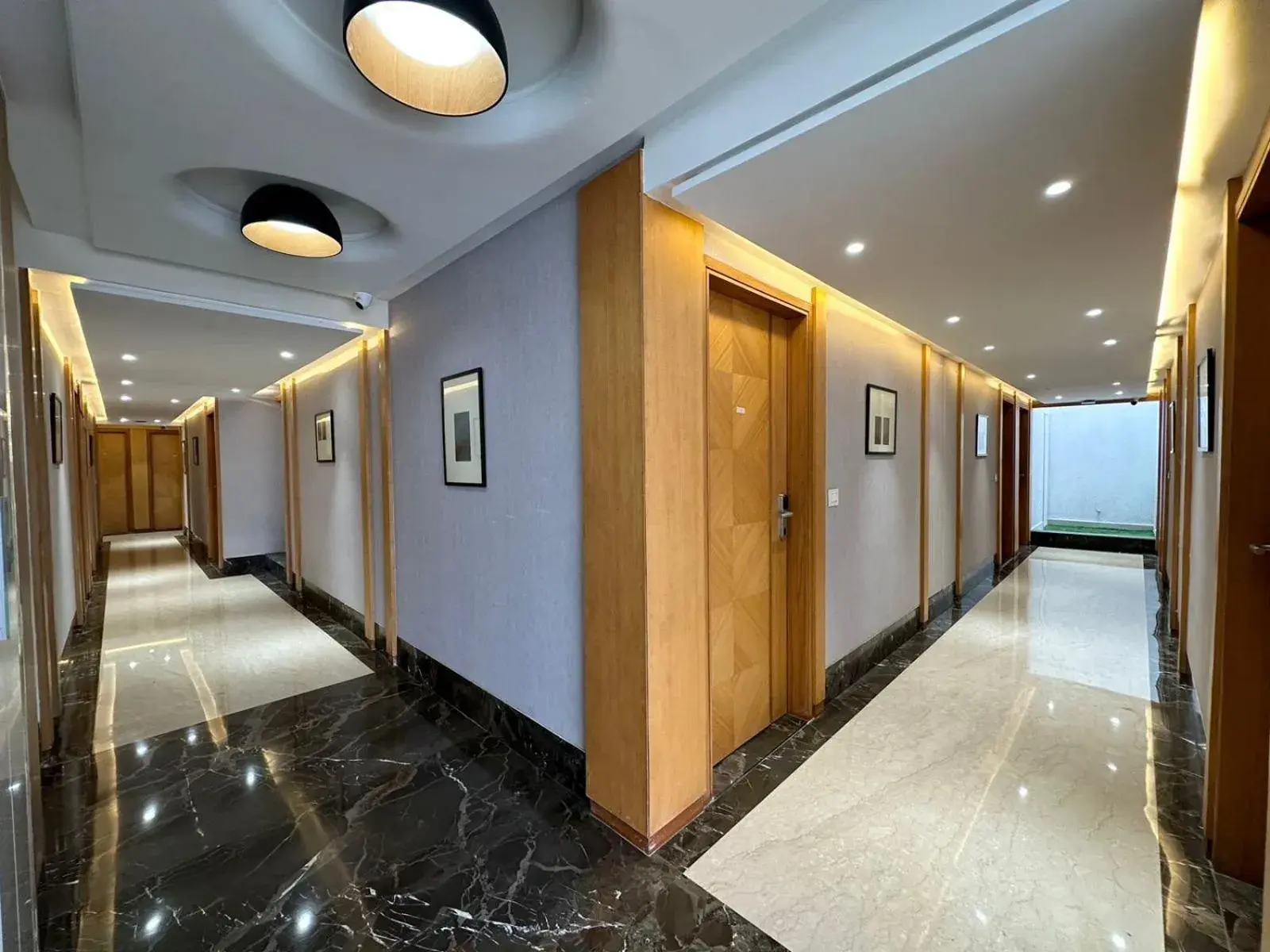 Lobby or reception in Alba Inn, Vijay Nagar Lobby or reception in Alba Inn, Vijay Nagar