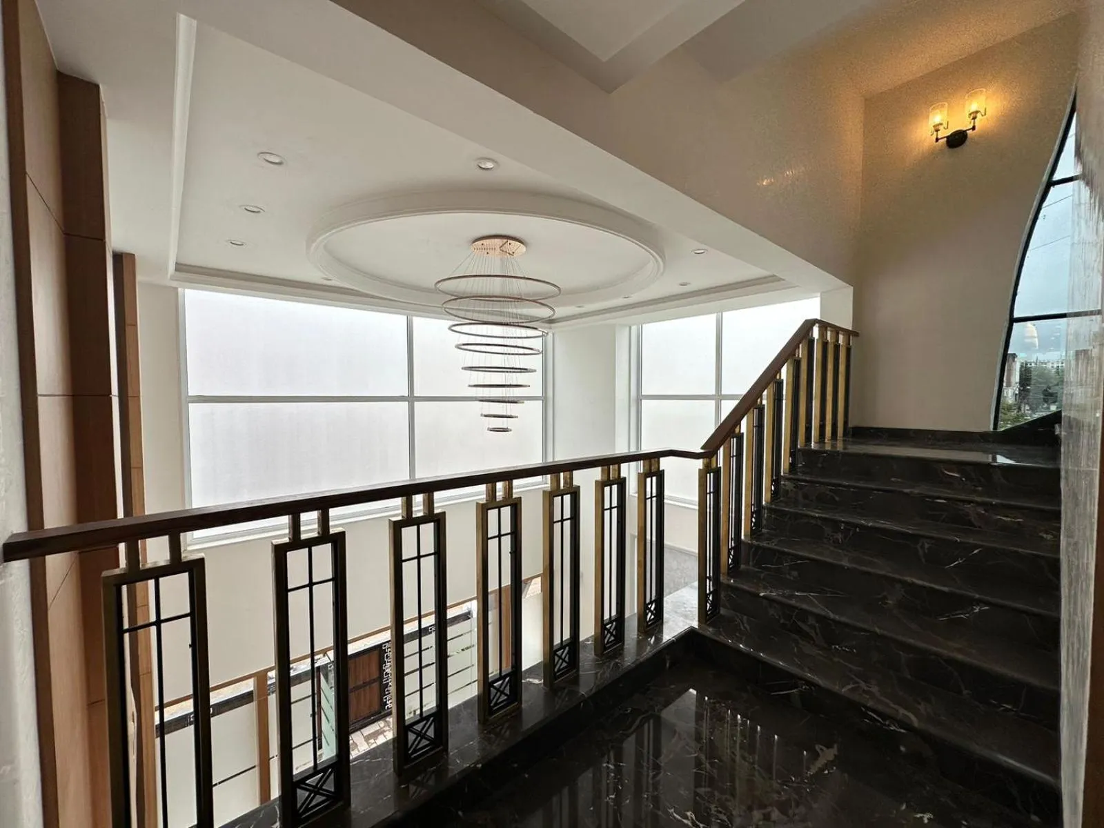 Lobby or reception in Alba Inn, Vijay Nagar